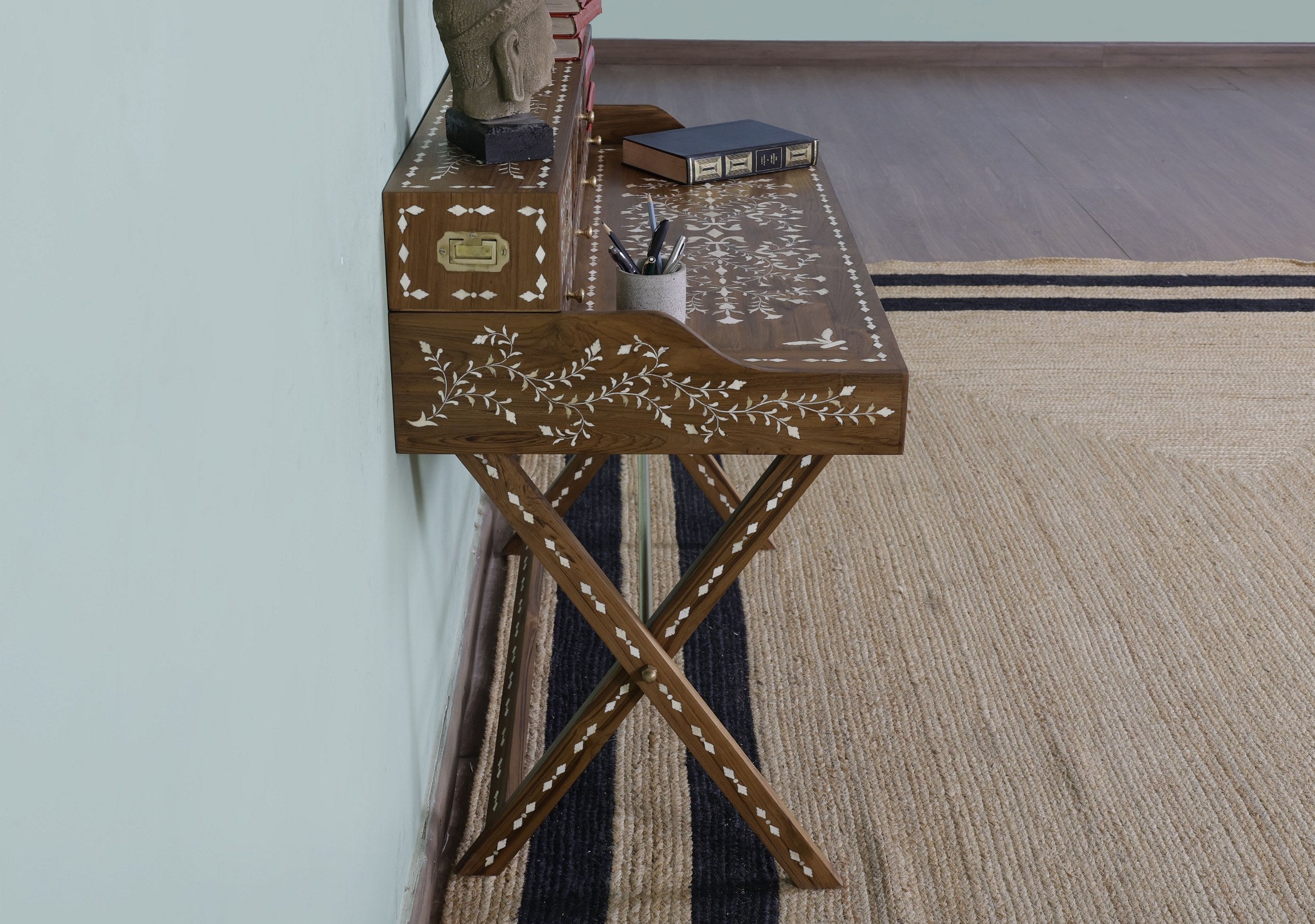 Stein Desk