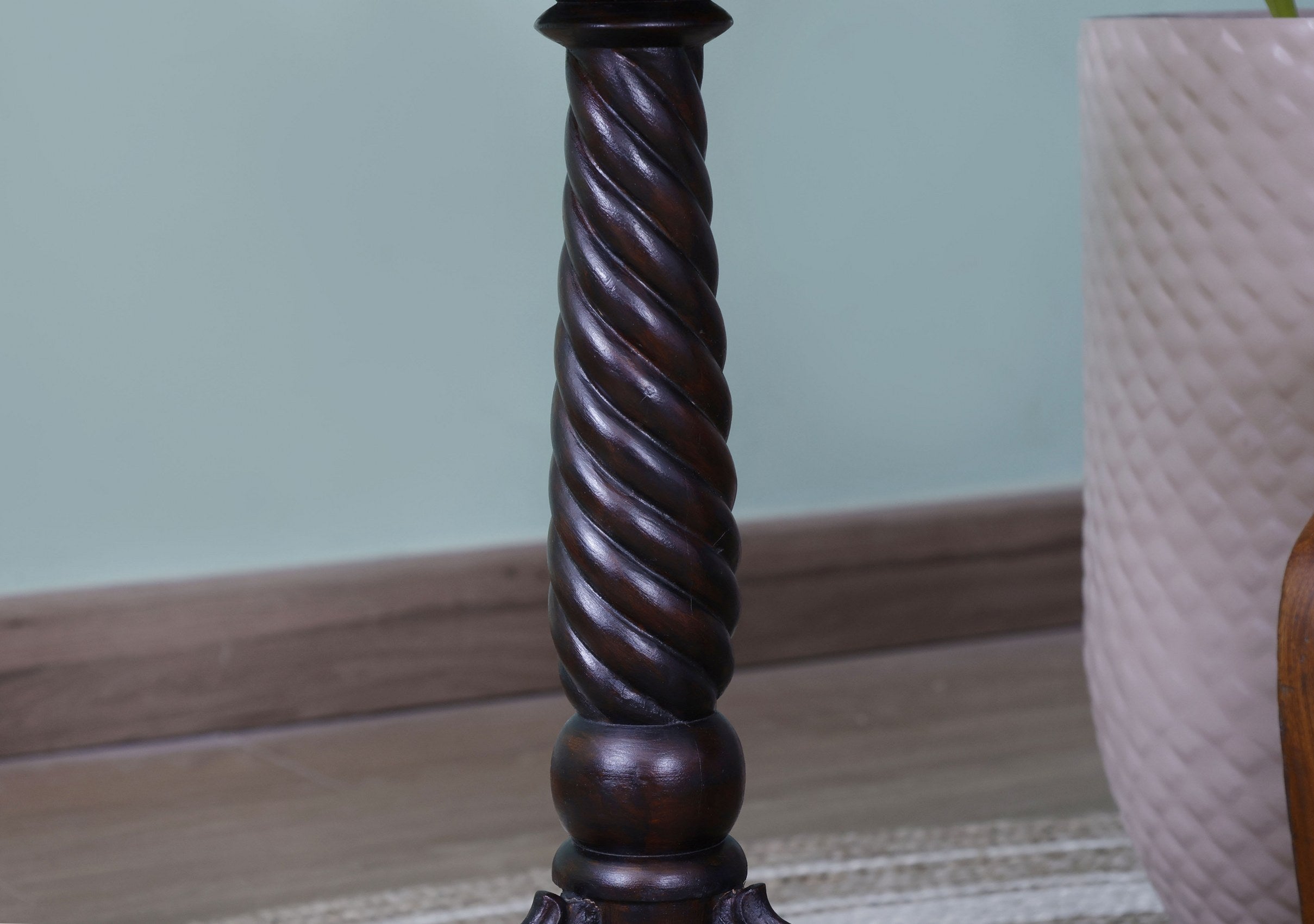 Gonville Table