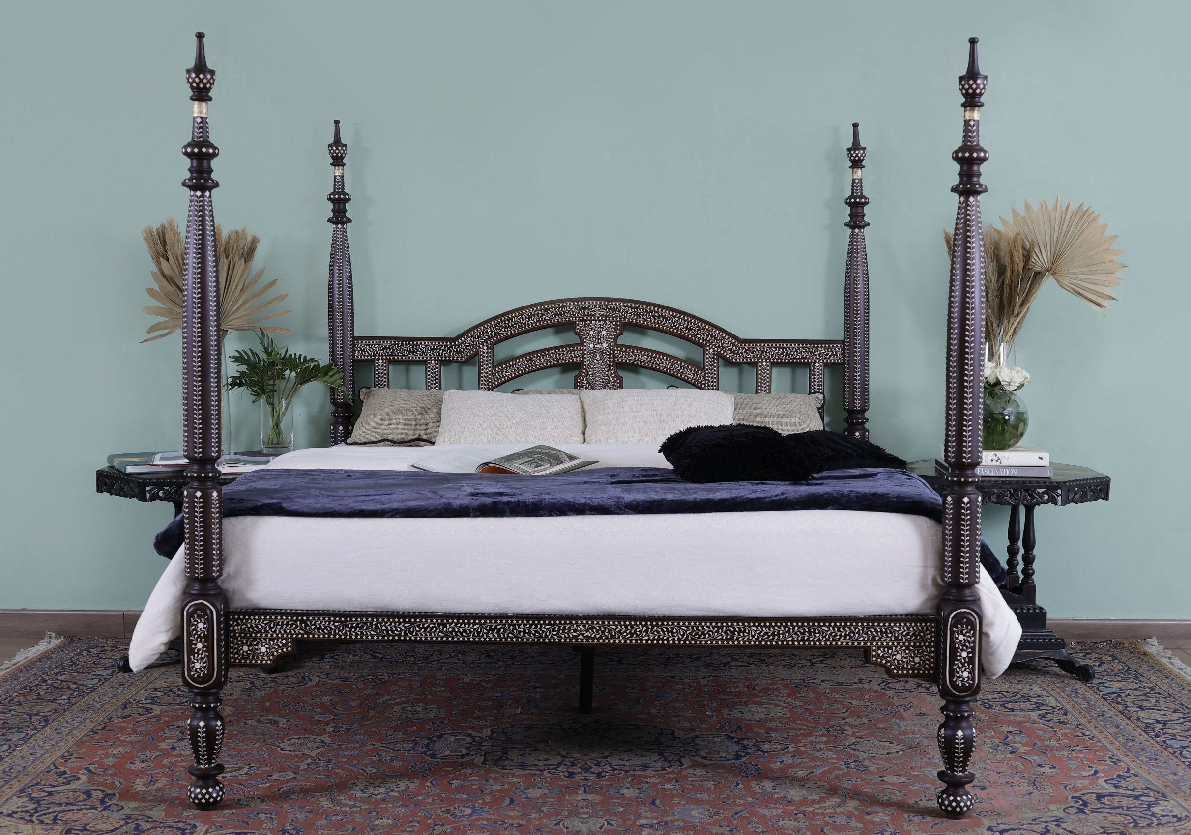 Whittingham Poster Bed