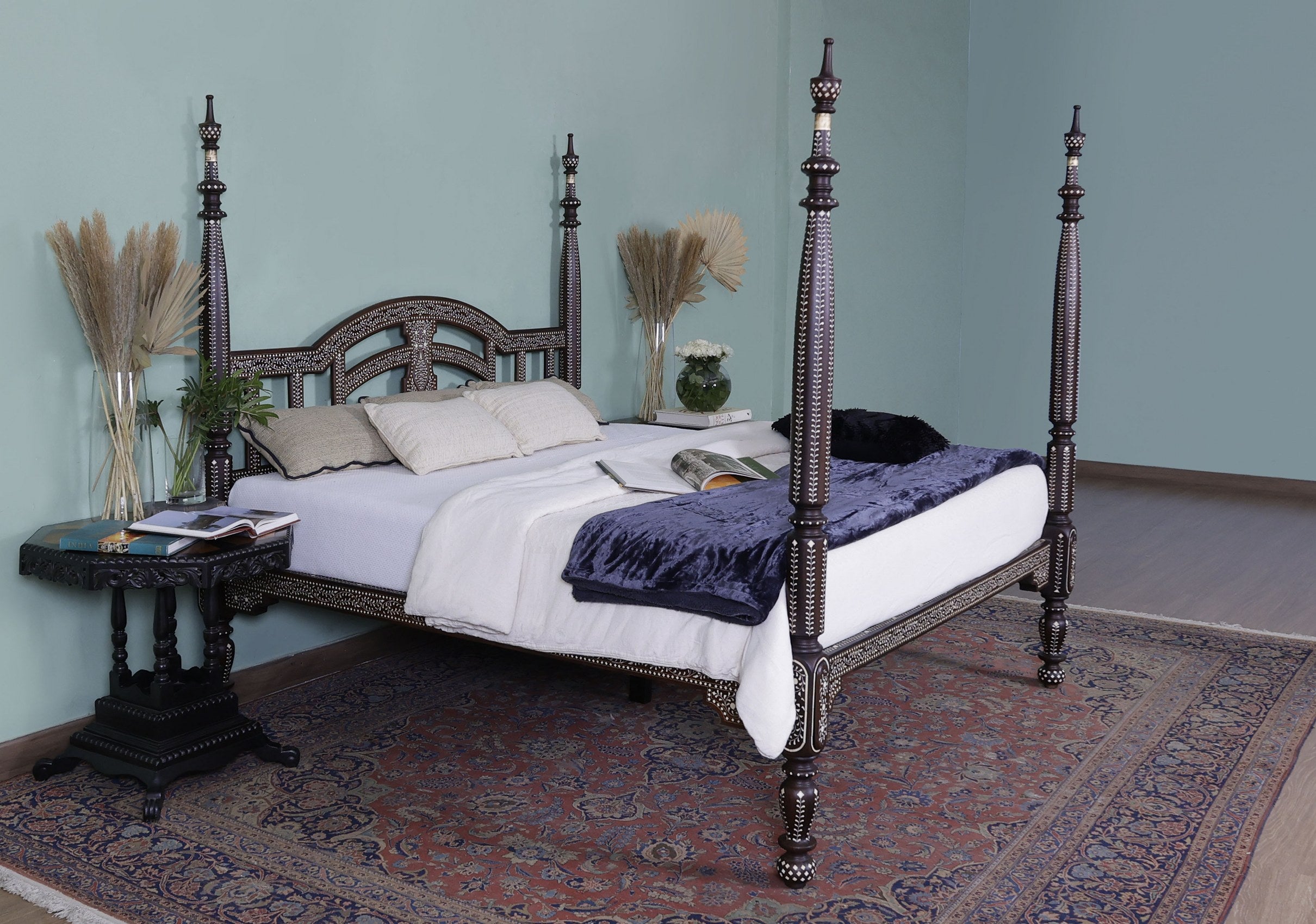 Whittingham Poster Bed