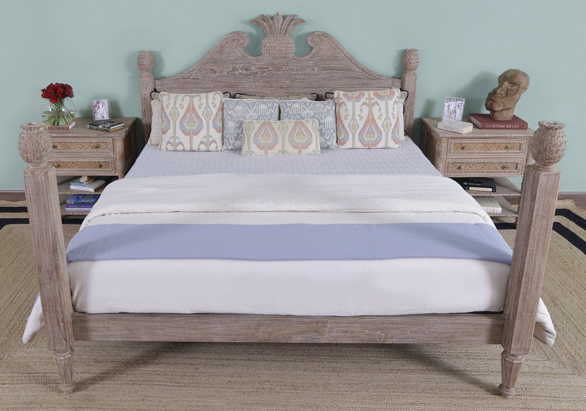 Thorseby Poster Bed