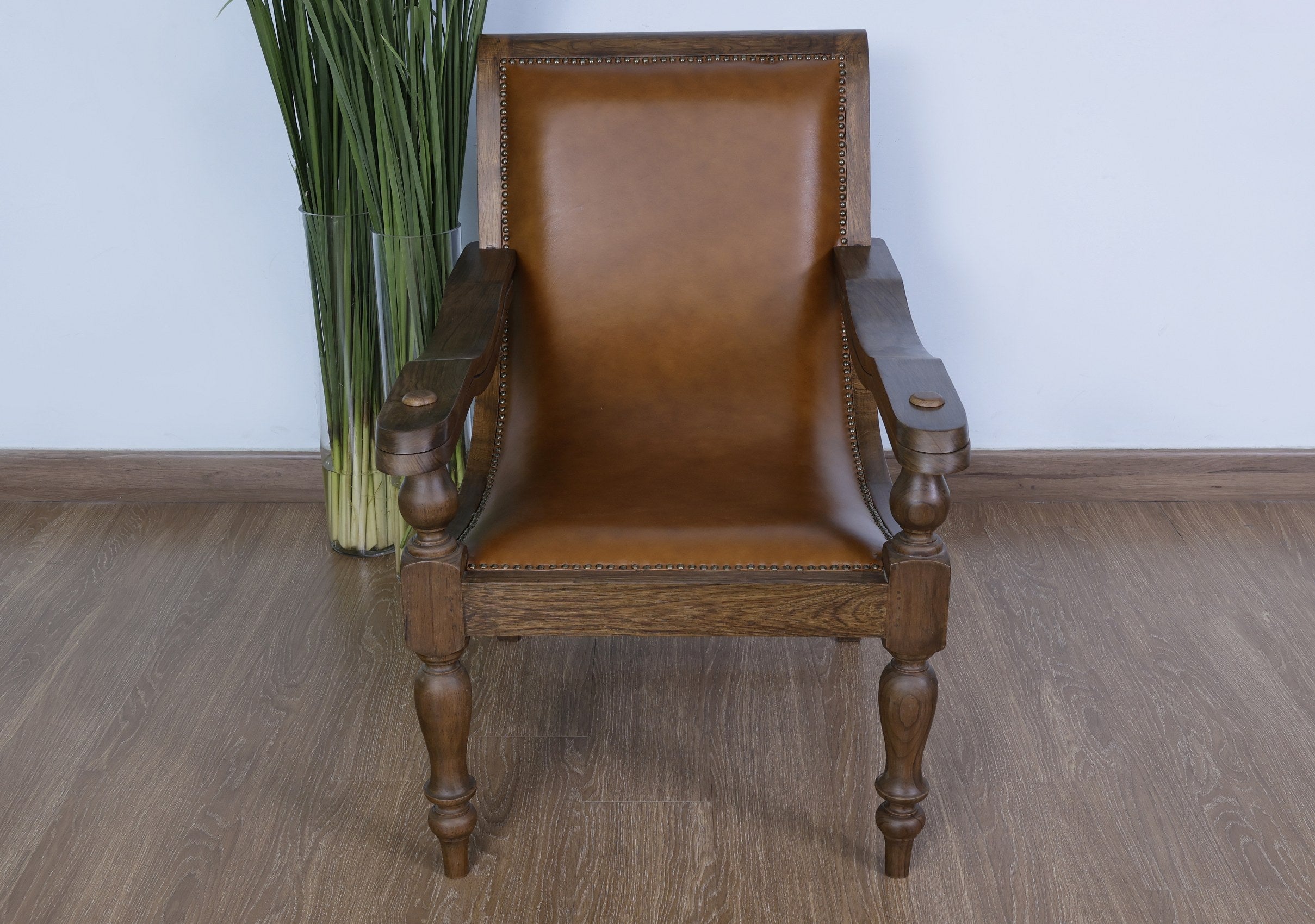 Velencia Planters Chair