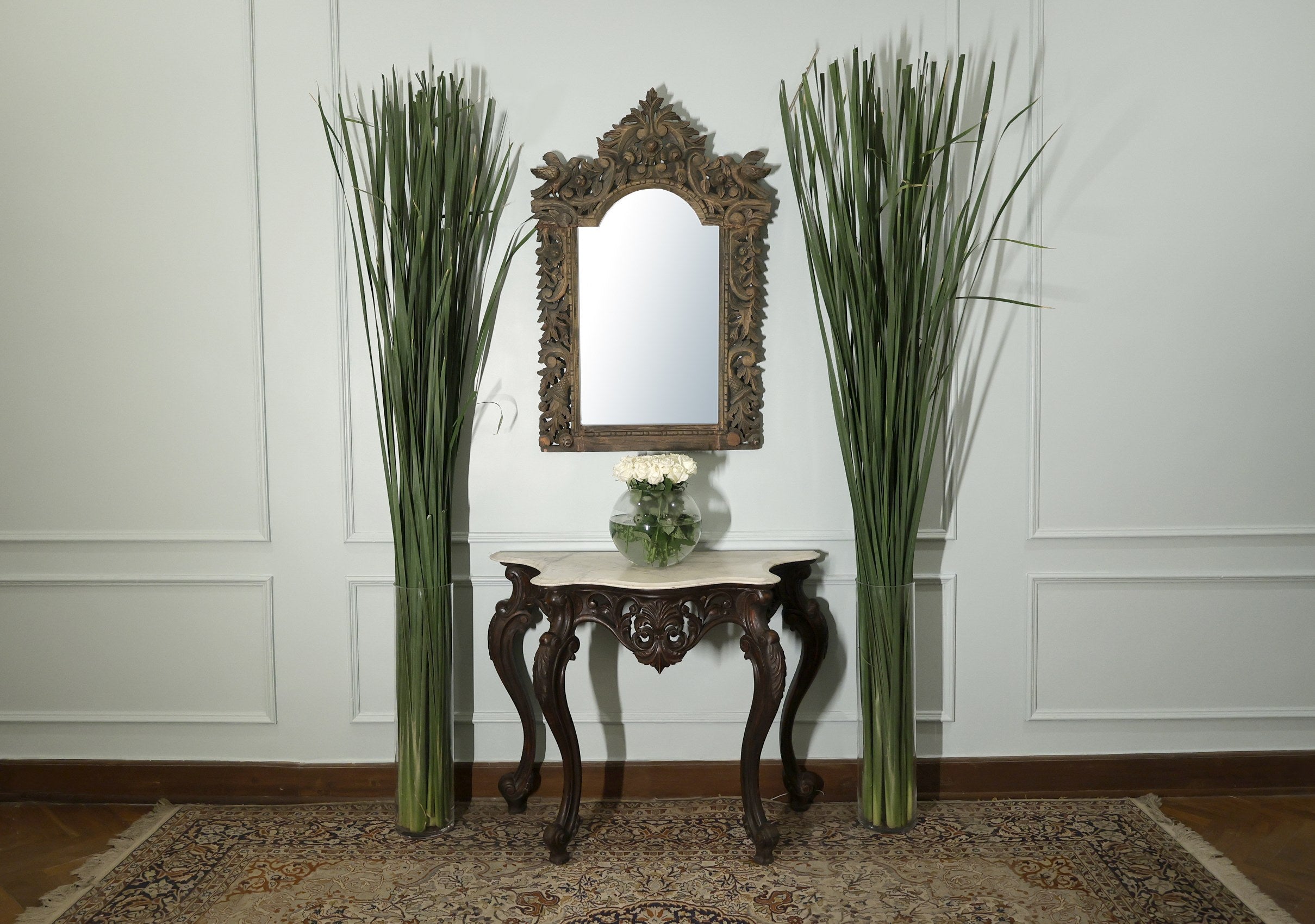 Genero Mirror Frame