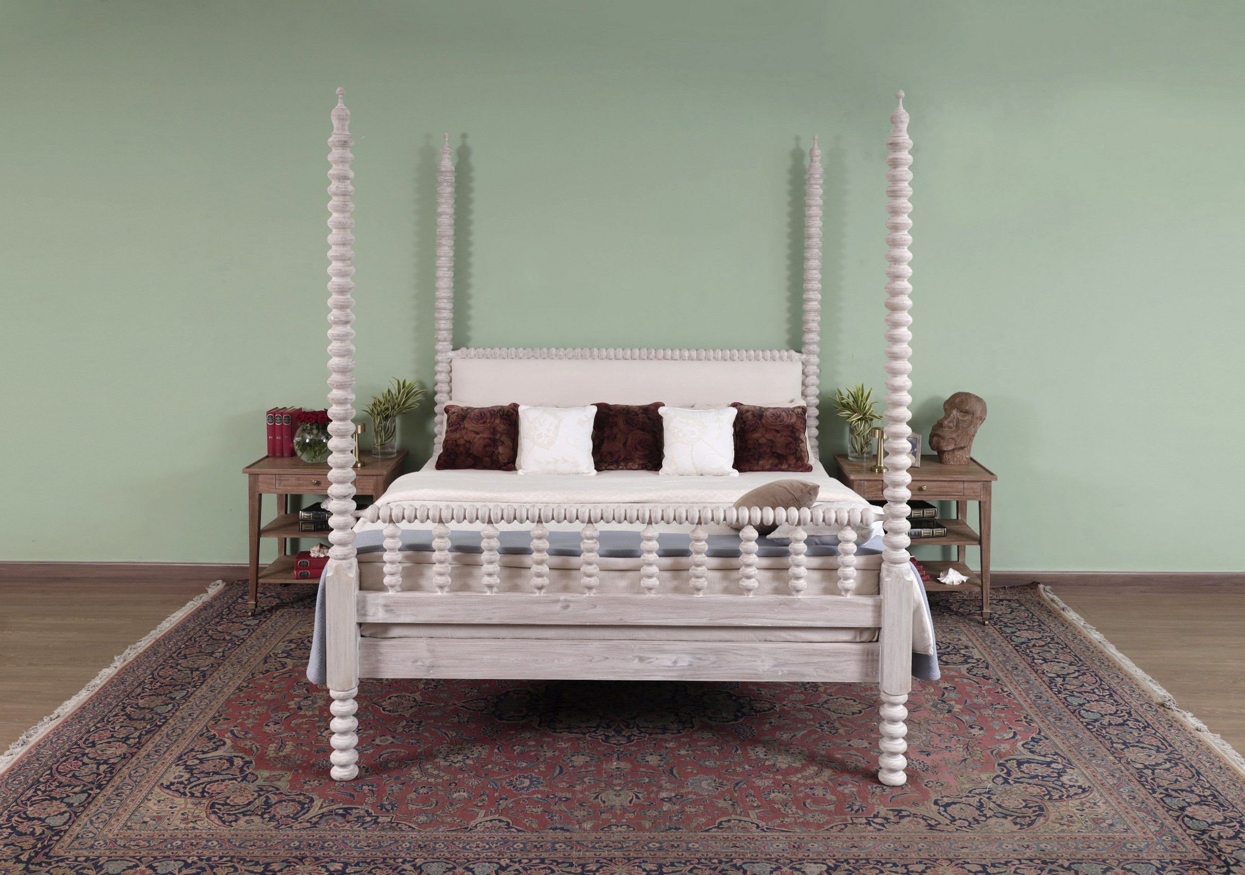Normanby Poster Bed