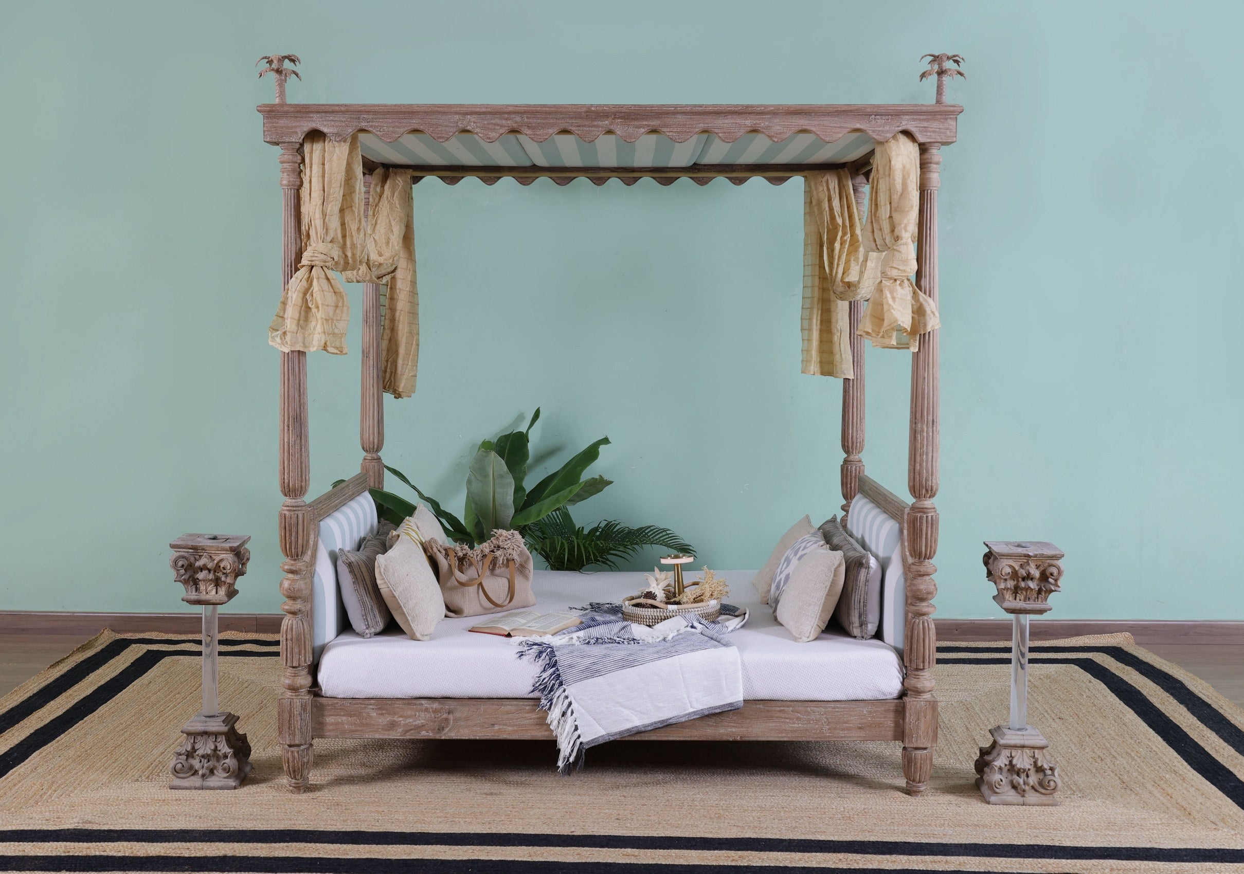 Cosette Day Bed