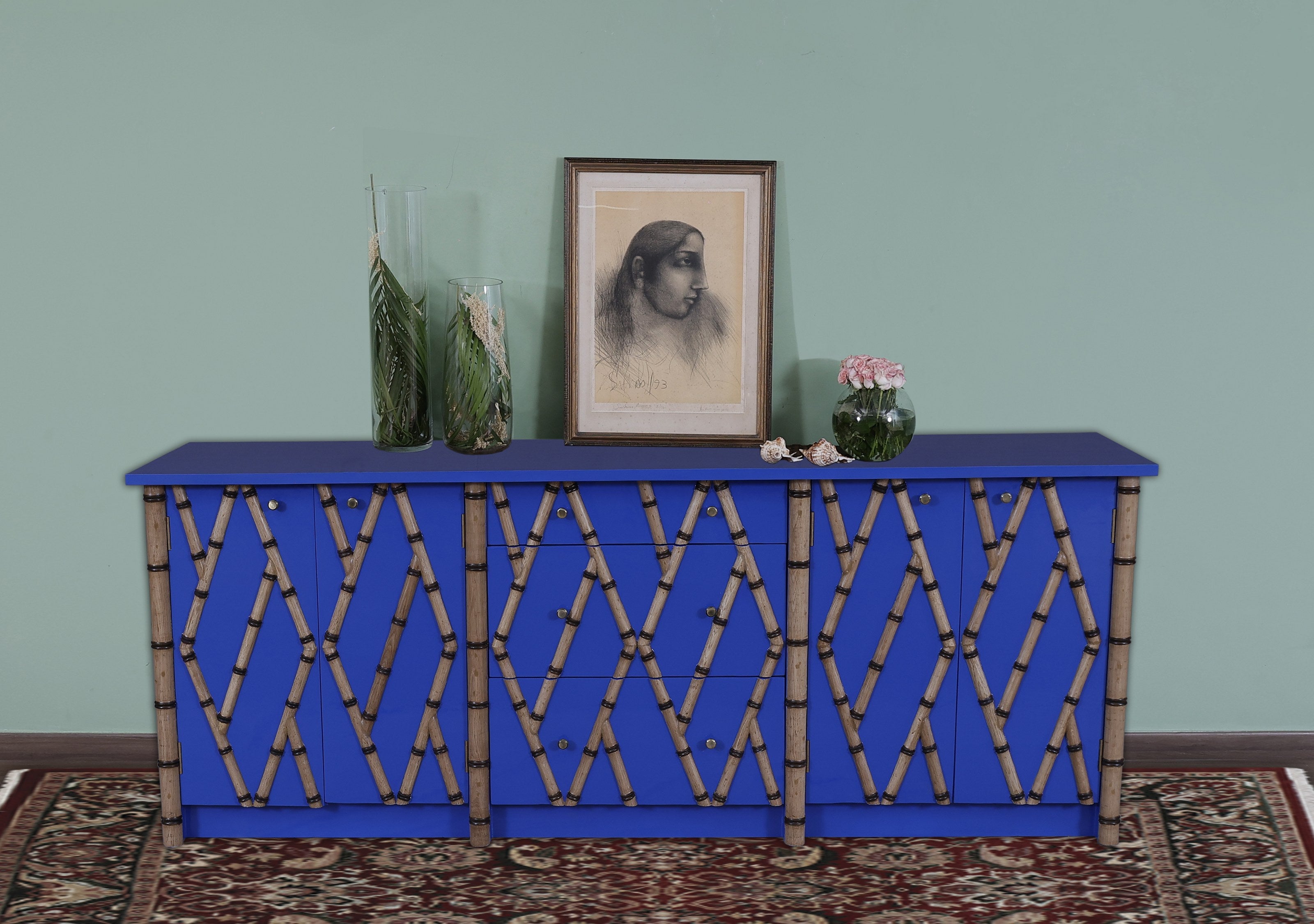 Leoline Sideboard