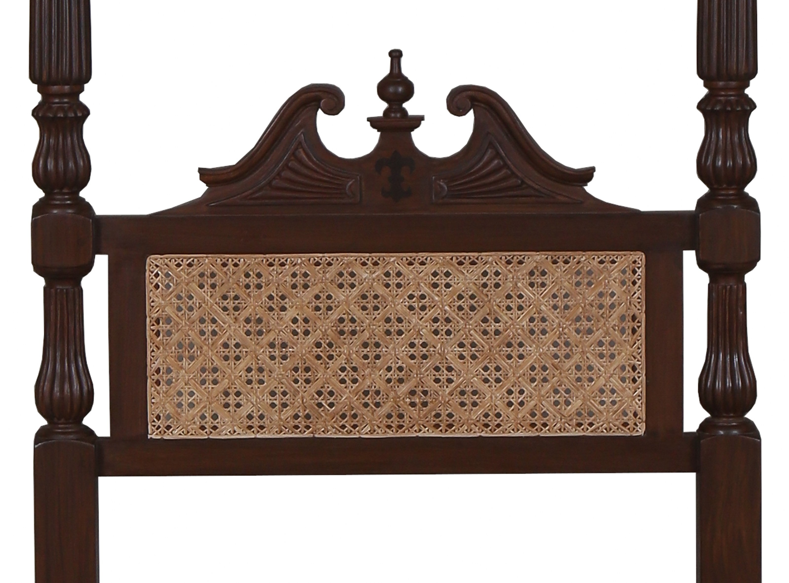 Joan Poster Bed