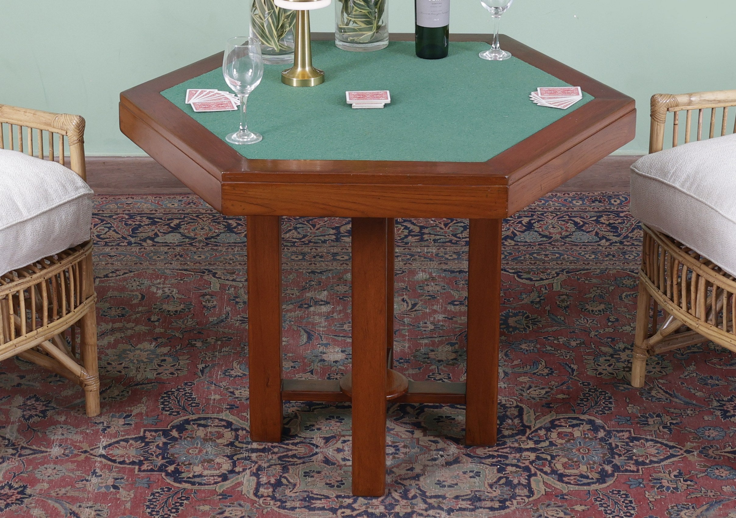 Benitez Game Table