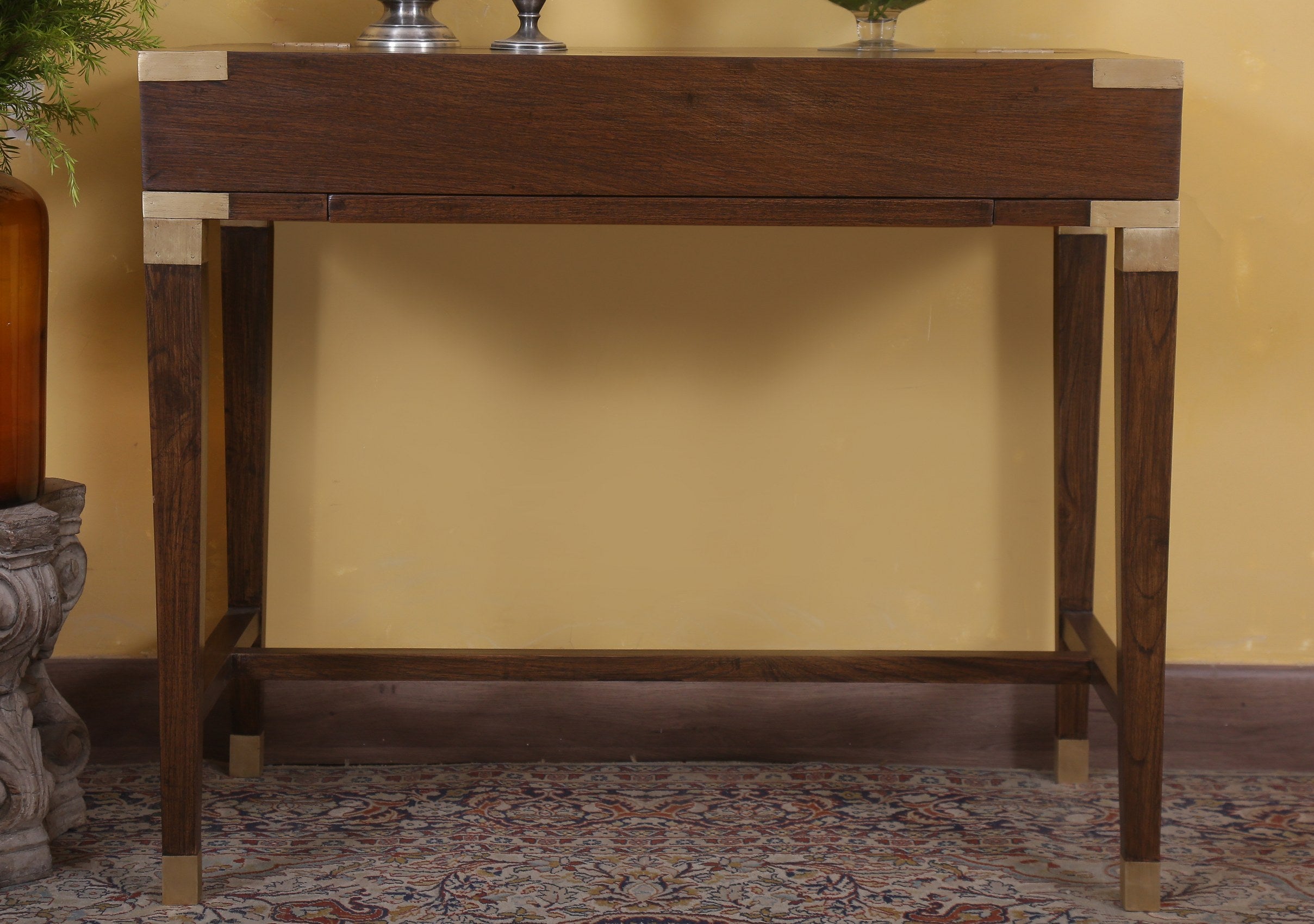 Hayes Campaign Desk