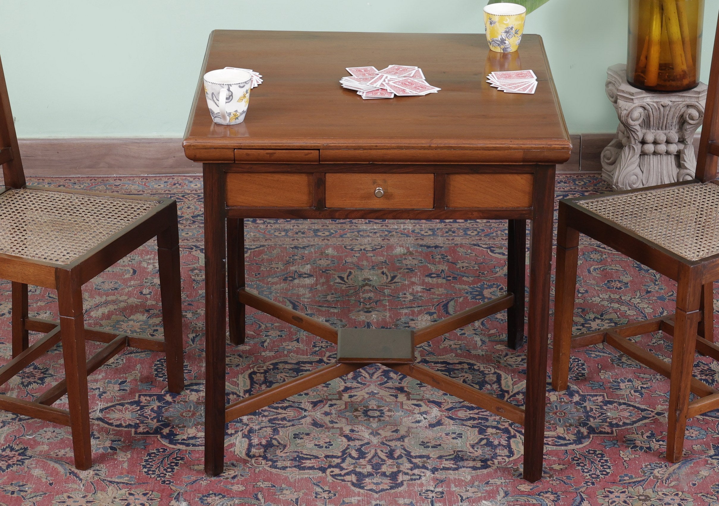Miguel Game Table