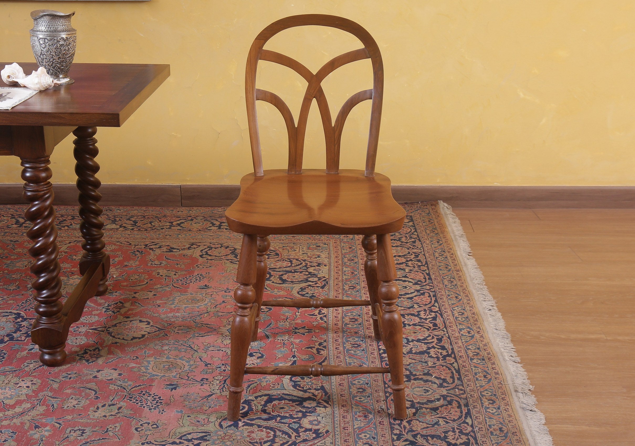 Fuenleal Bar Chair