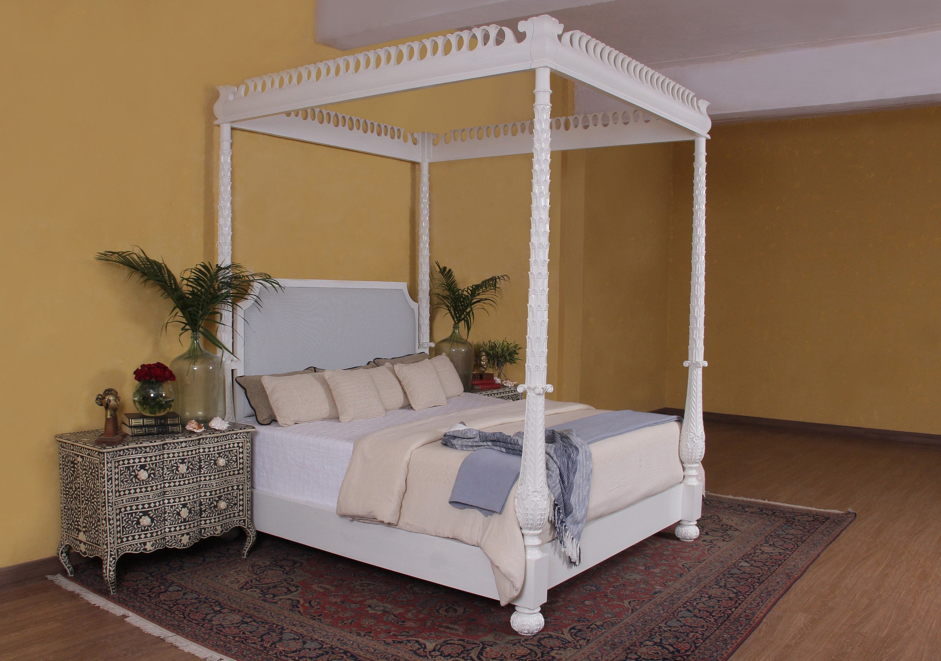 Harrington Poster Bed