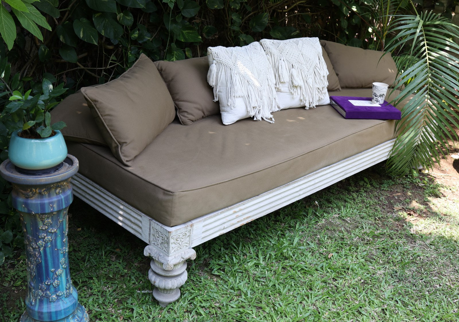 Ridecombe Day Bed