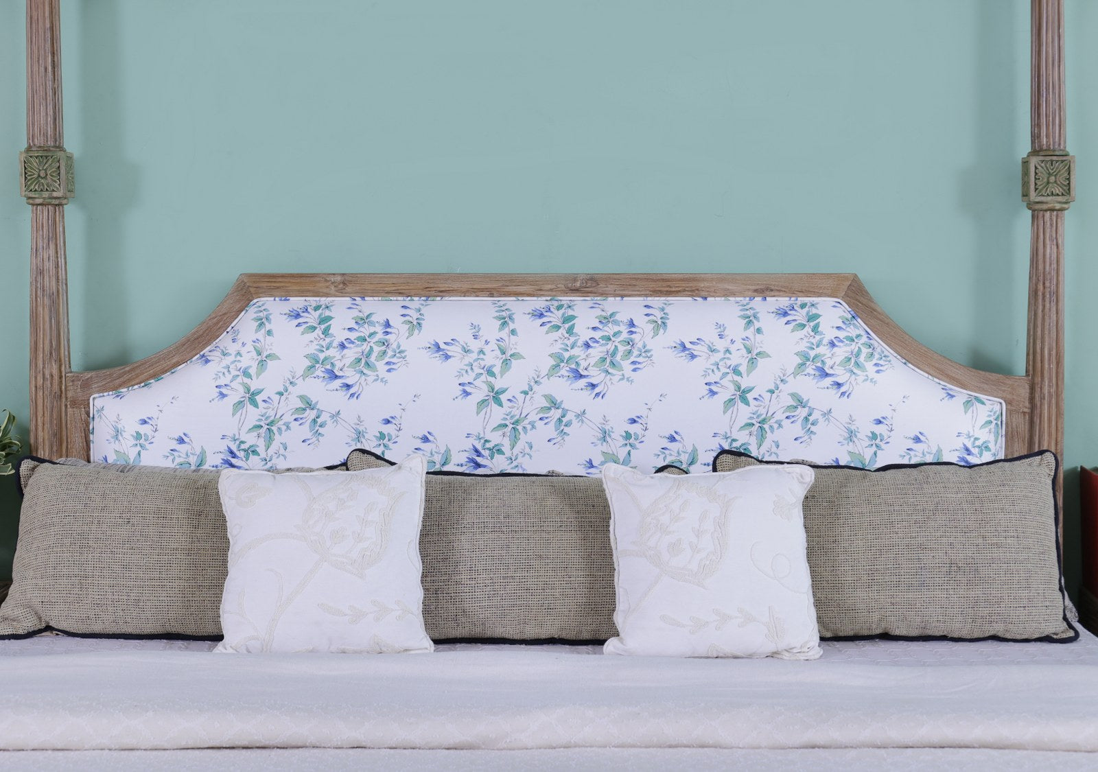 Hackius Bed