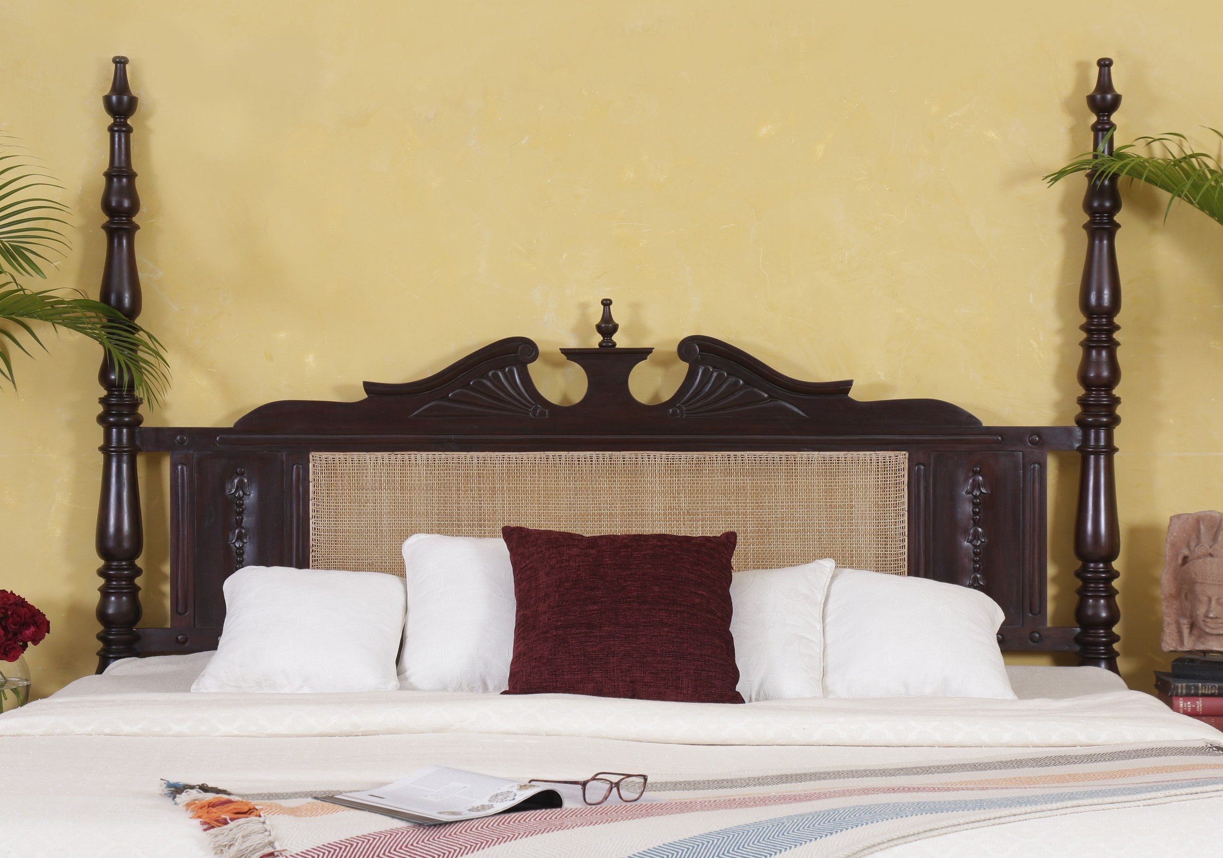 Fursdon Bed