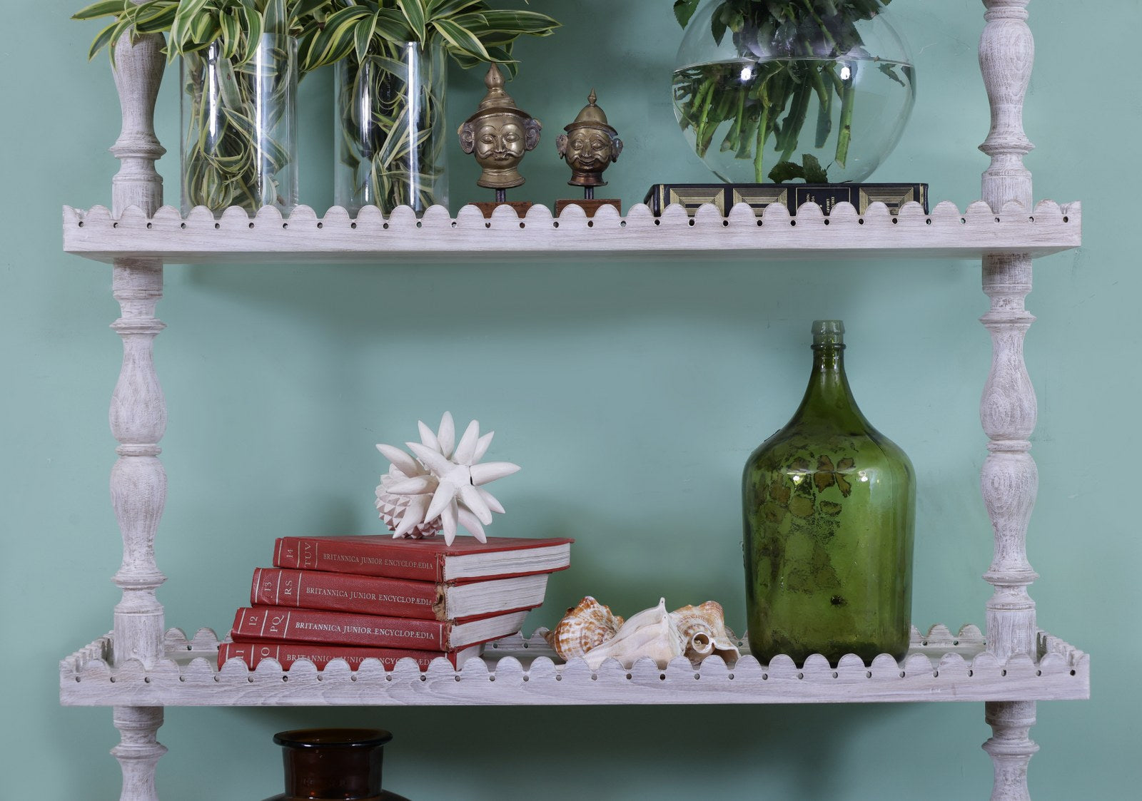 Coryndon Shelving Unit