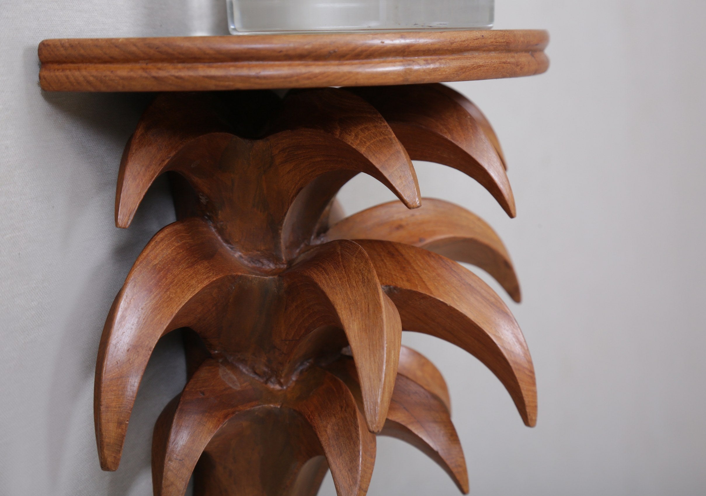 Linton Palm Tree Bracket