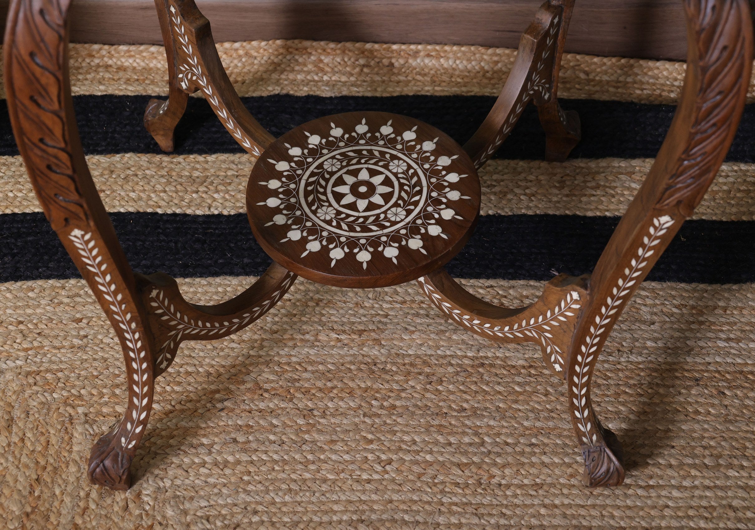 Bansworth Table