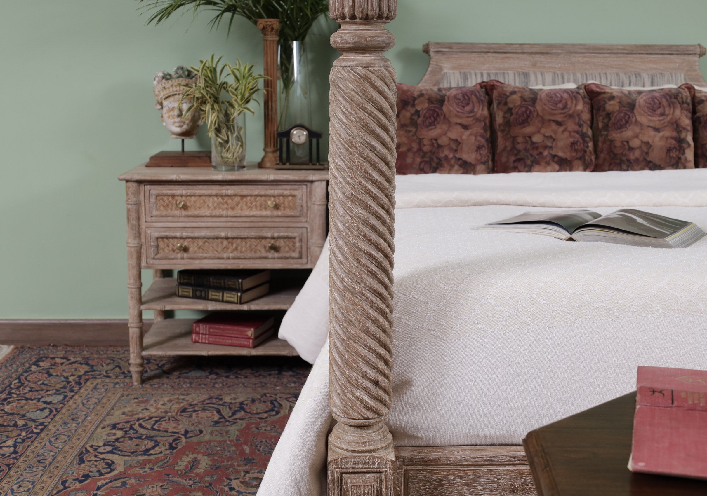 Wellesley Four Poster Bed