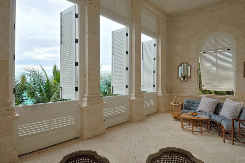 Sophistication meets Home at this Residence in Nassau, Bahamas