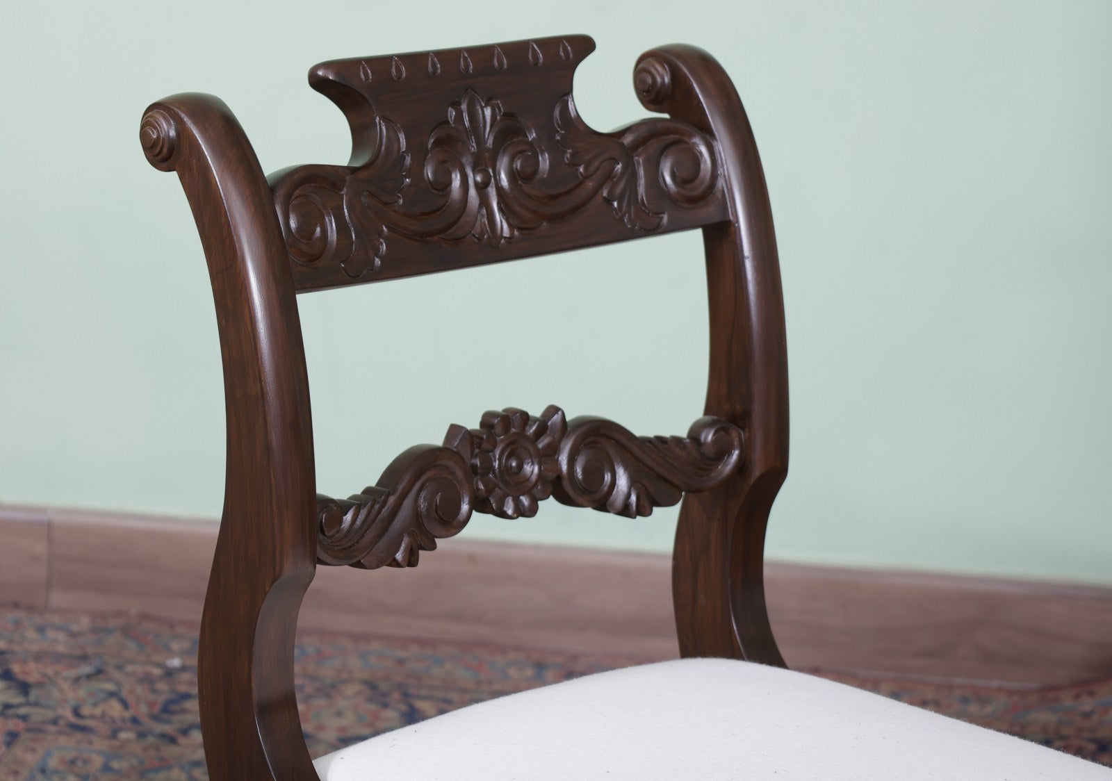 Herten Chair