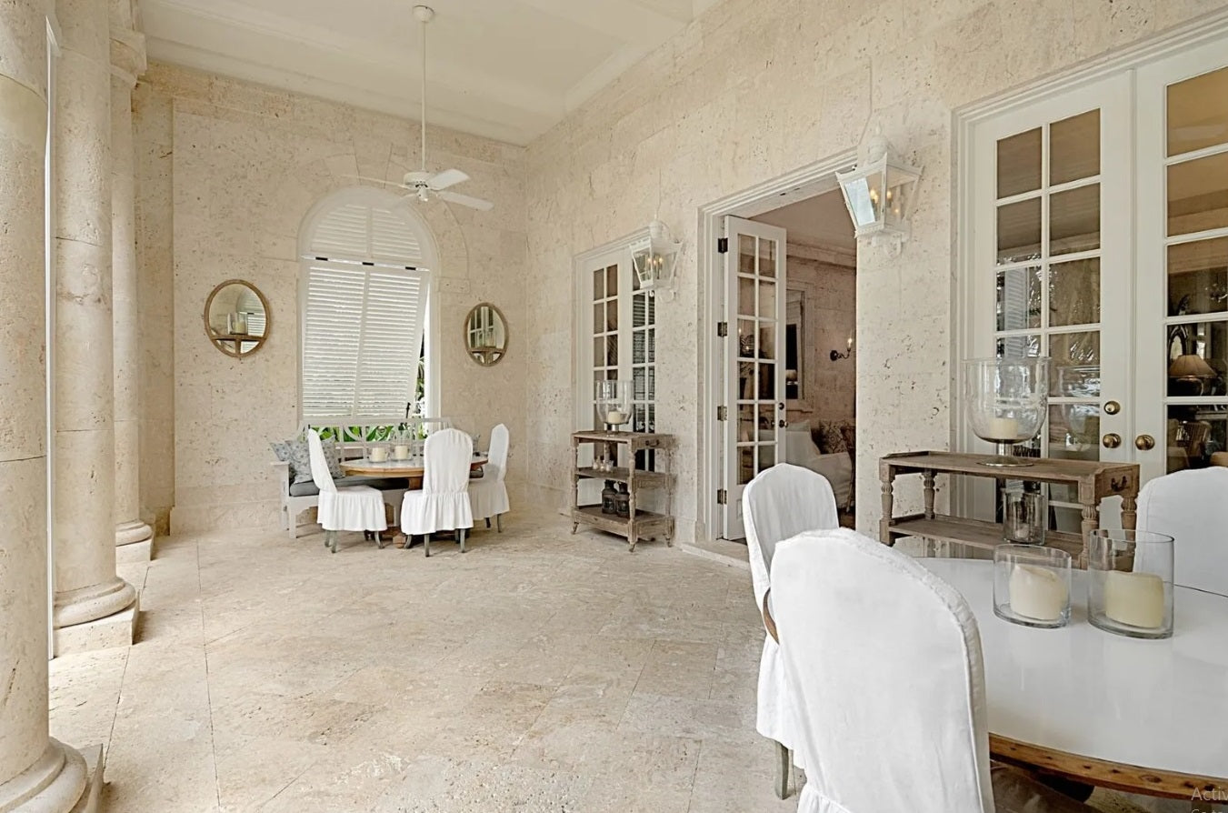 Sophistication meets Home at this Residence in Nassau, Bahamas