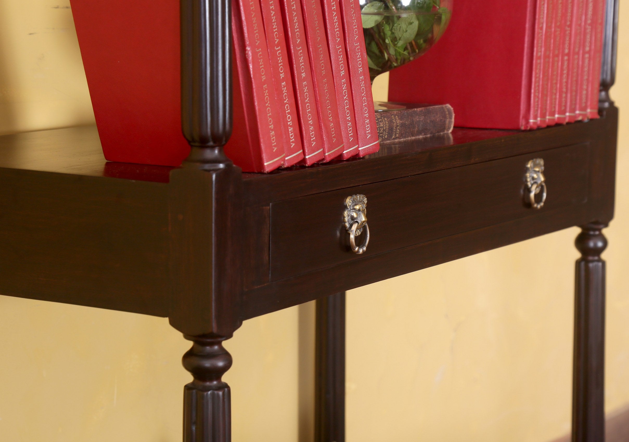 Sherwin Bookshelf