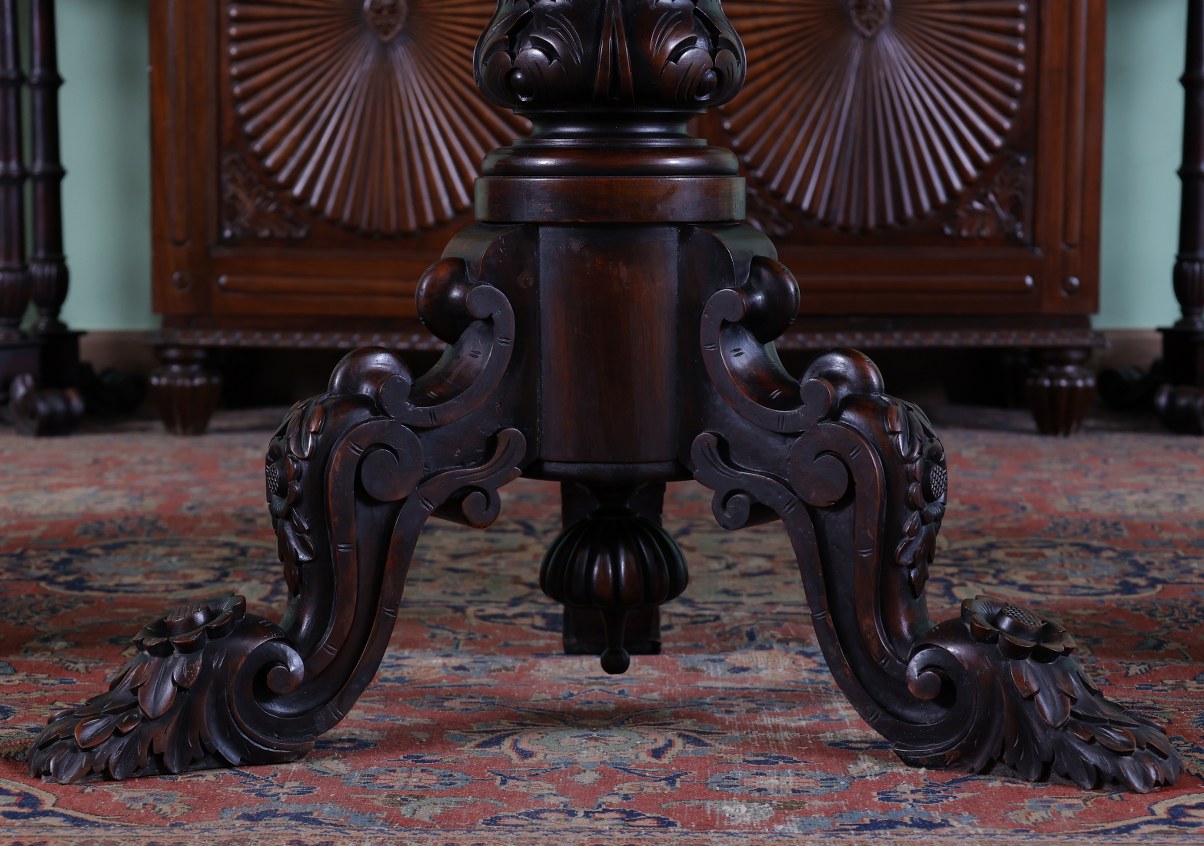 Ghetti Hall Table