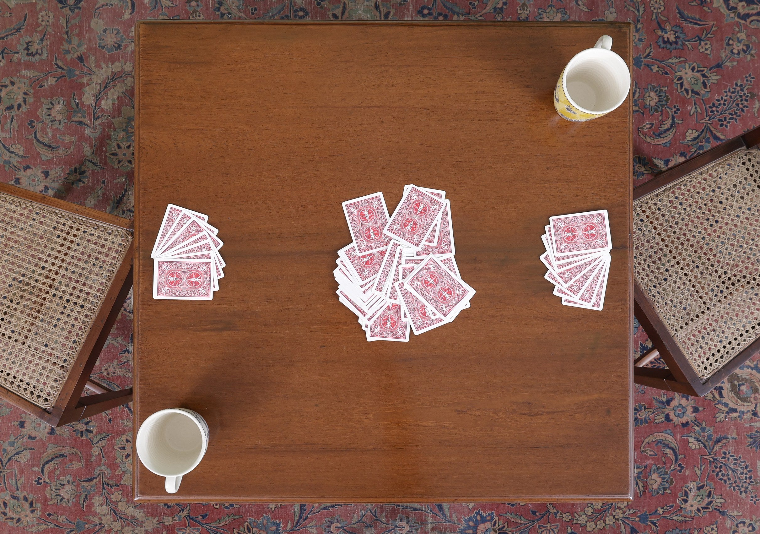 Miguel Game Table