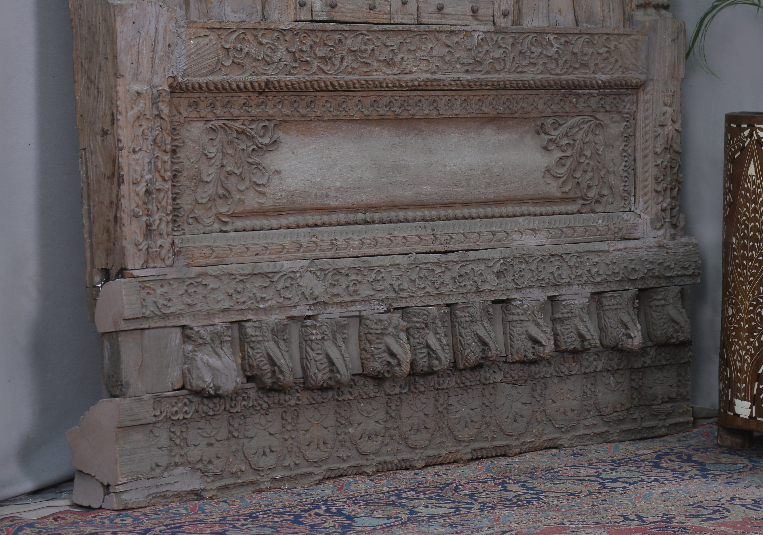 Beaufort Antique Jharokha