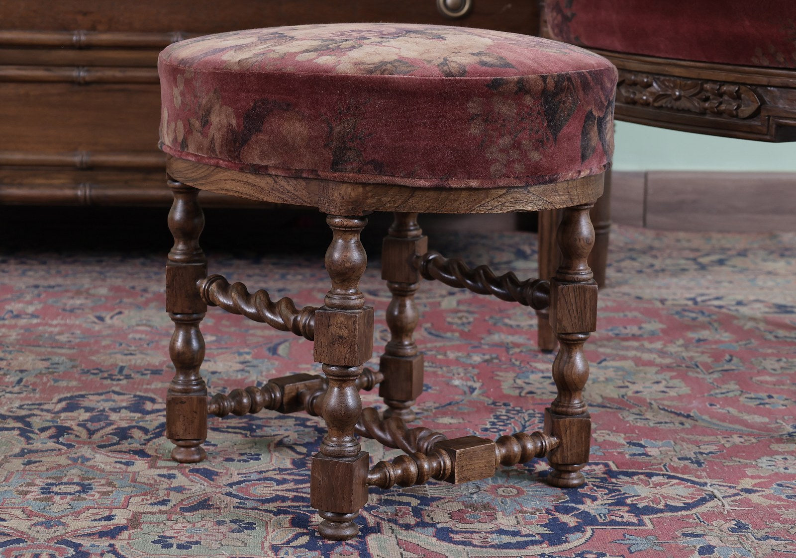 Moir Stool