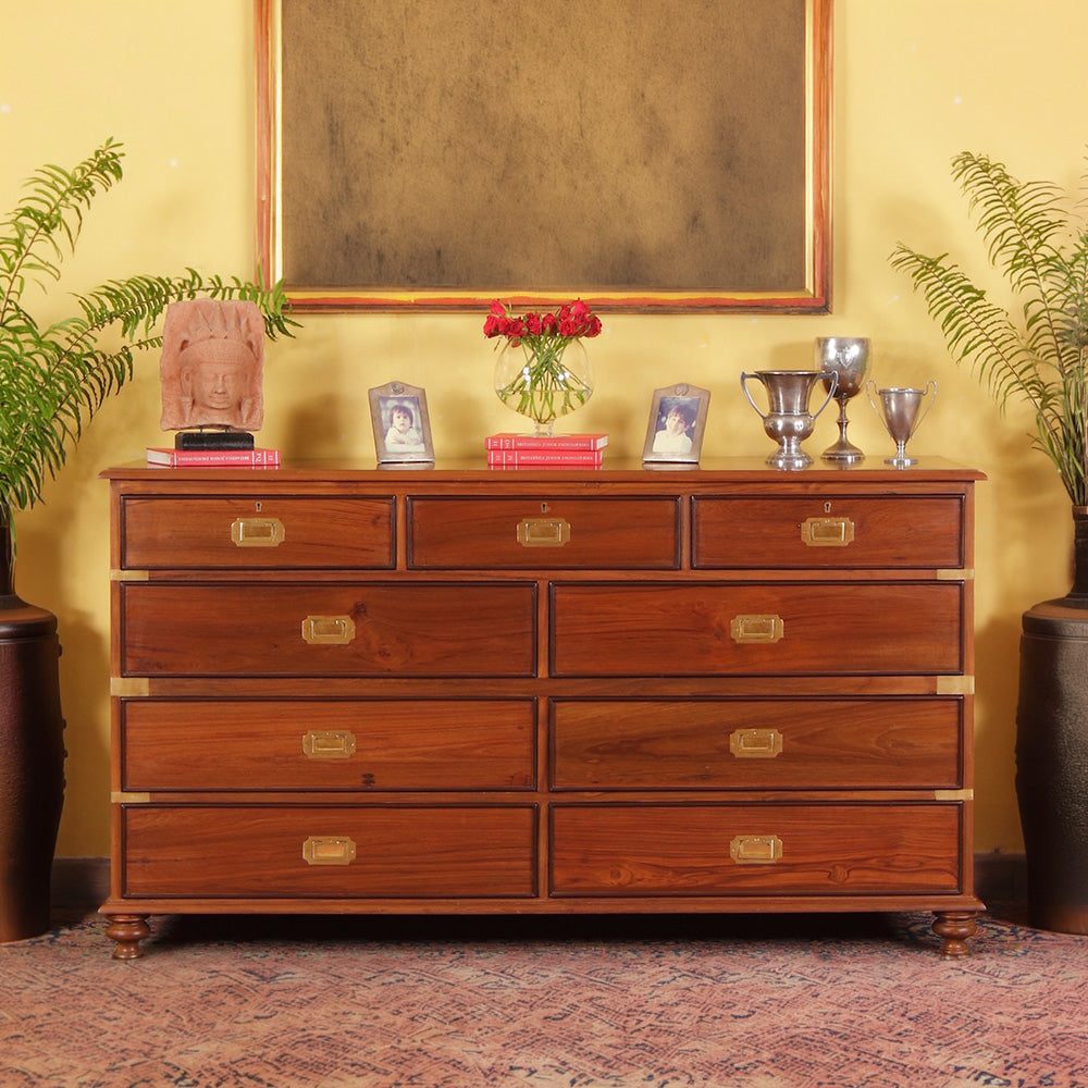 Knaggs Chest of Drawers