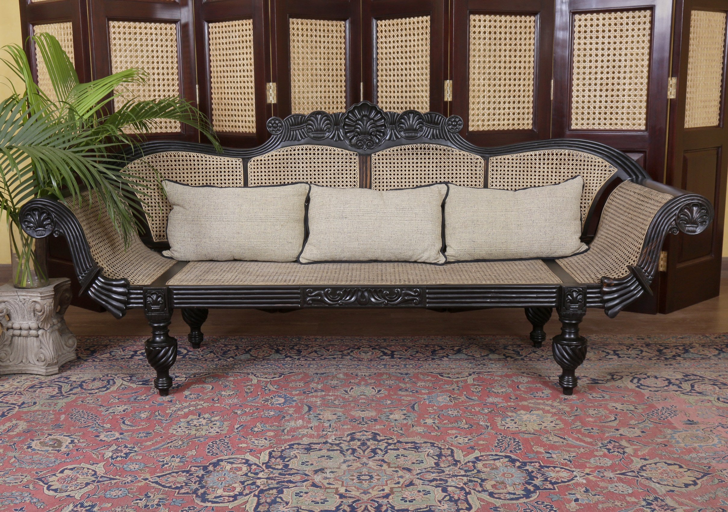 Verbeek Antique Divan