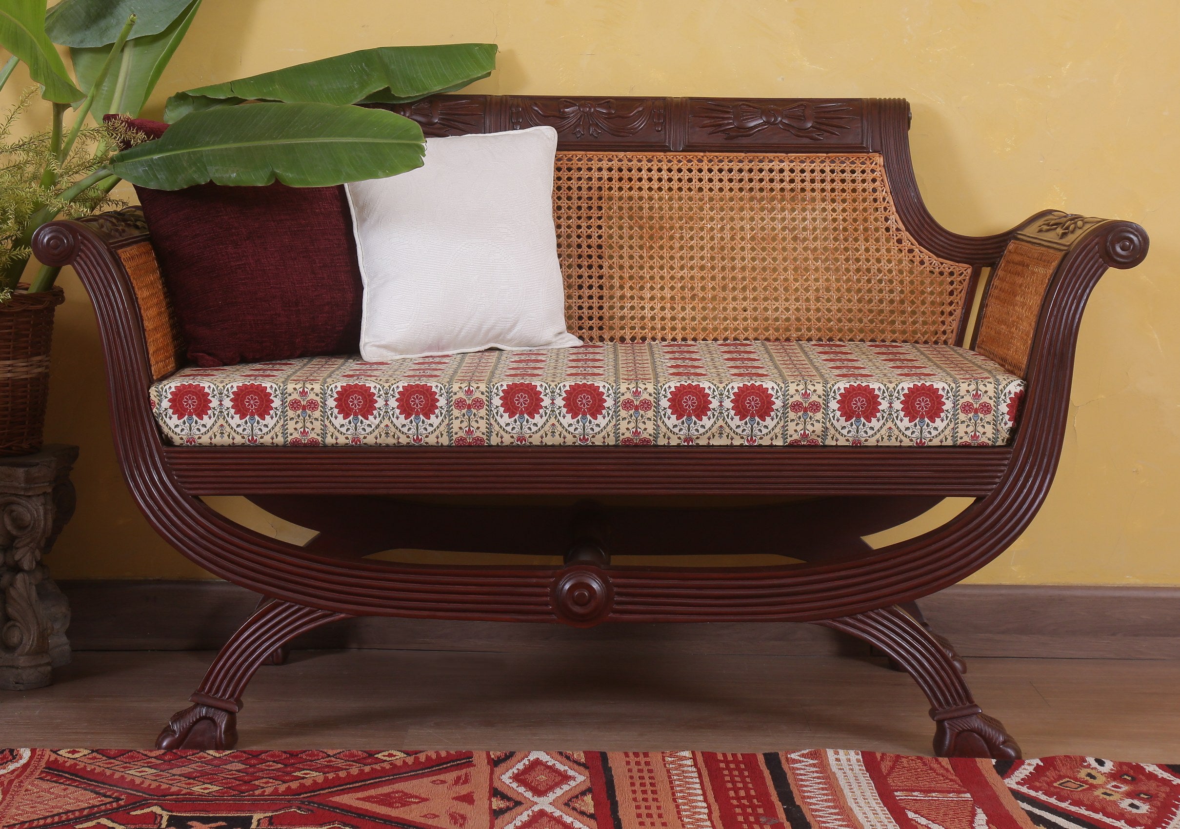 Sandon Sheraton Love Seat