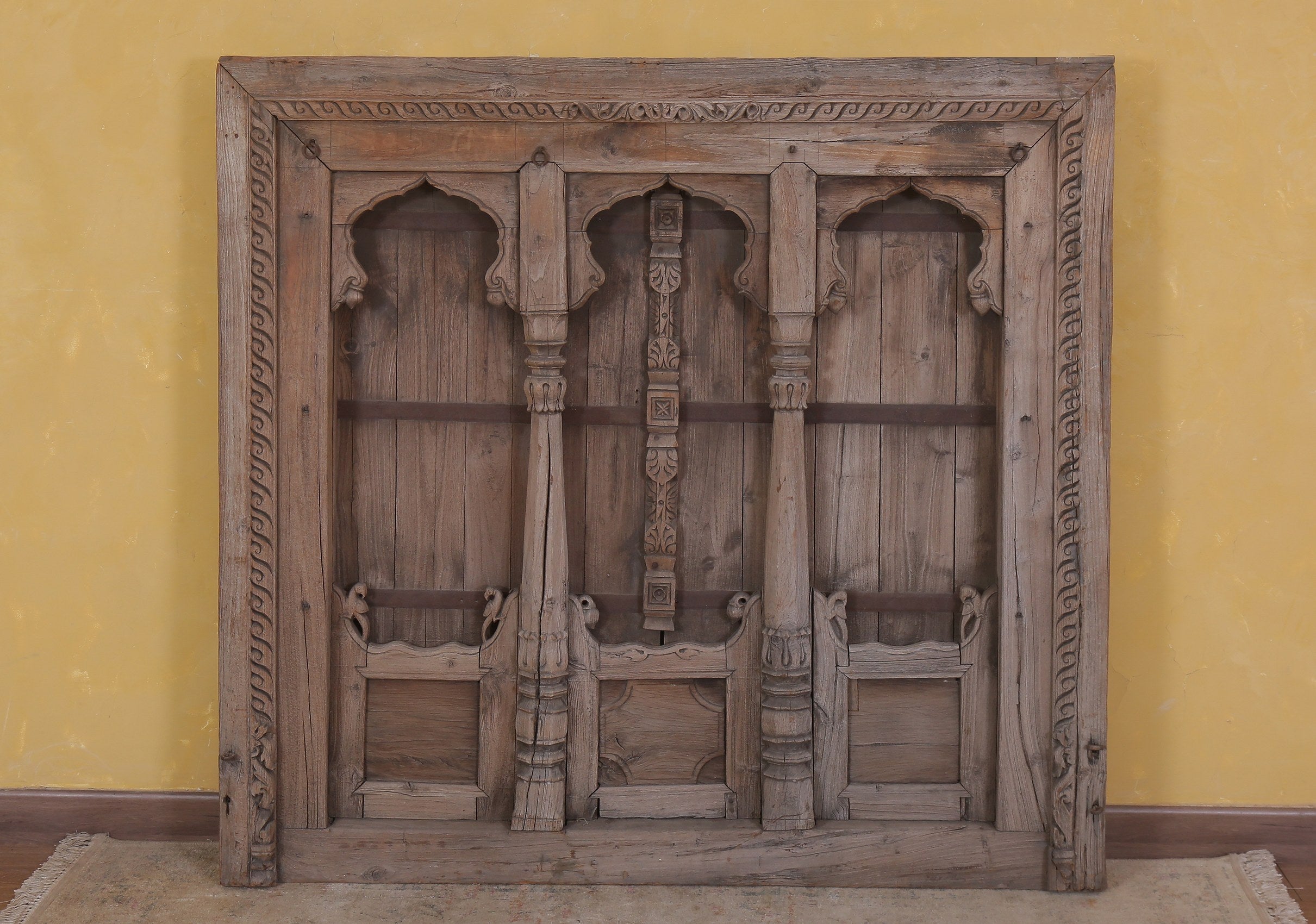 Zelman Jharokha