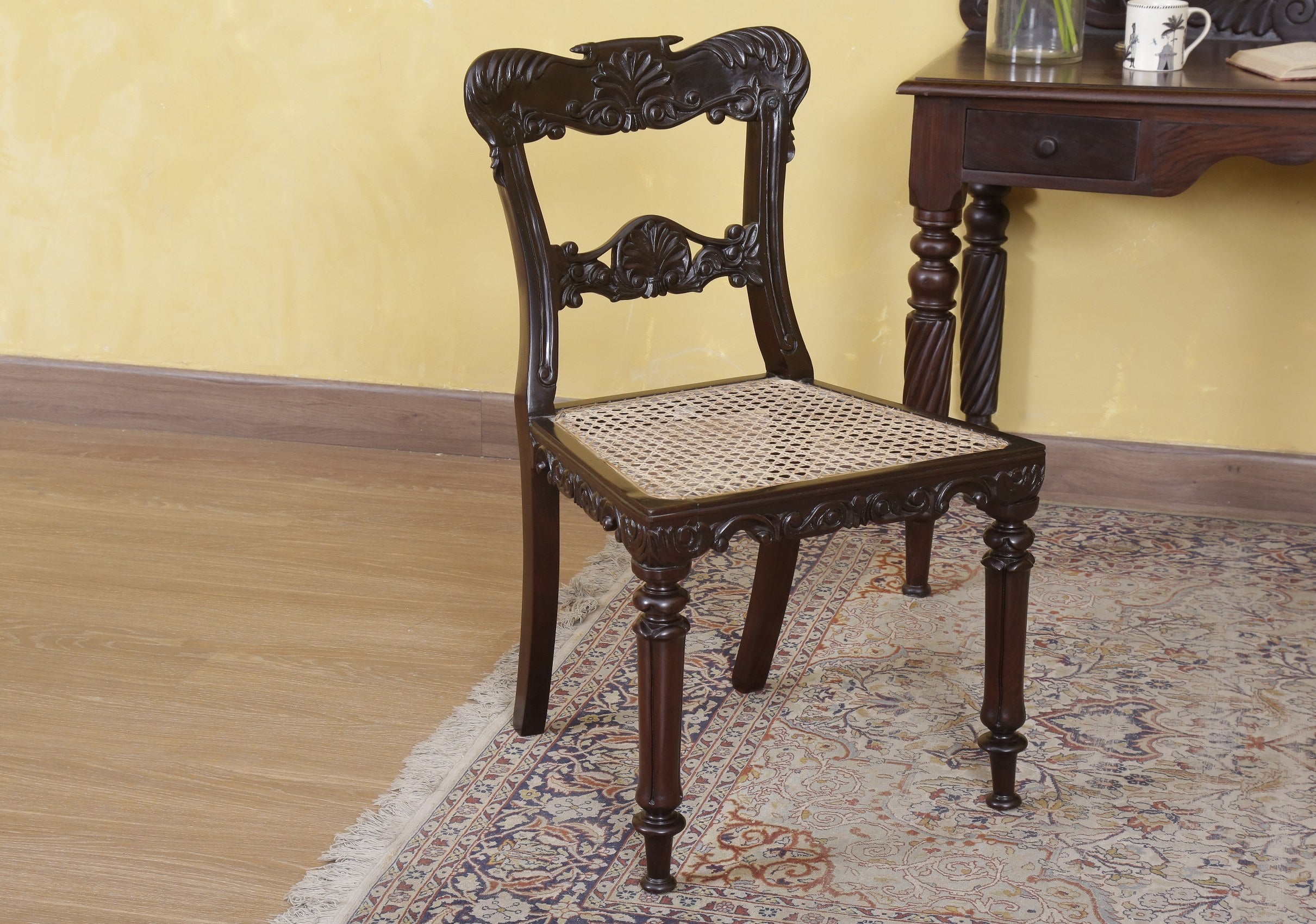 Alfonso Chair