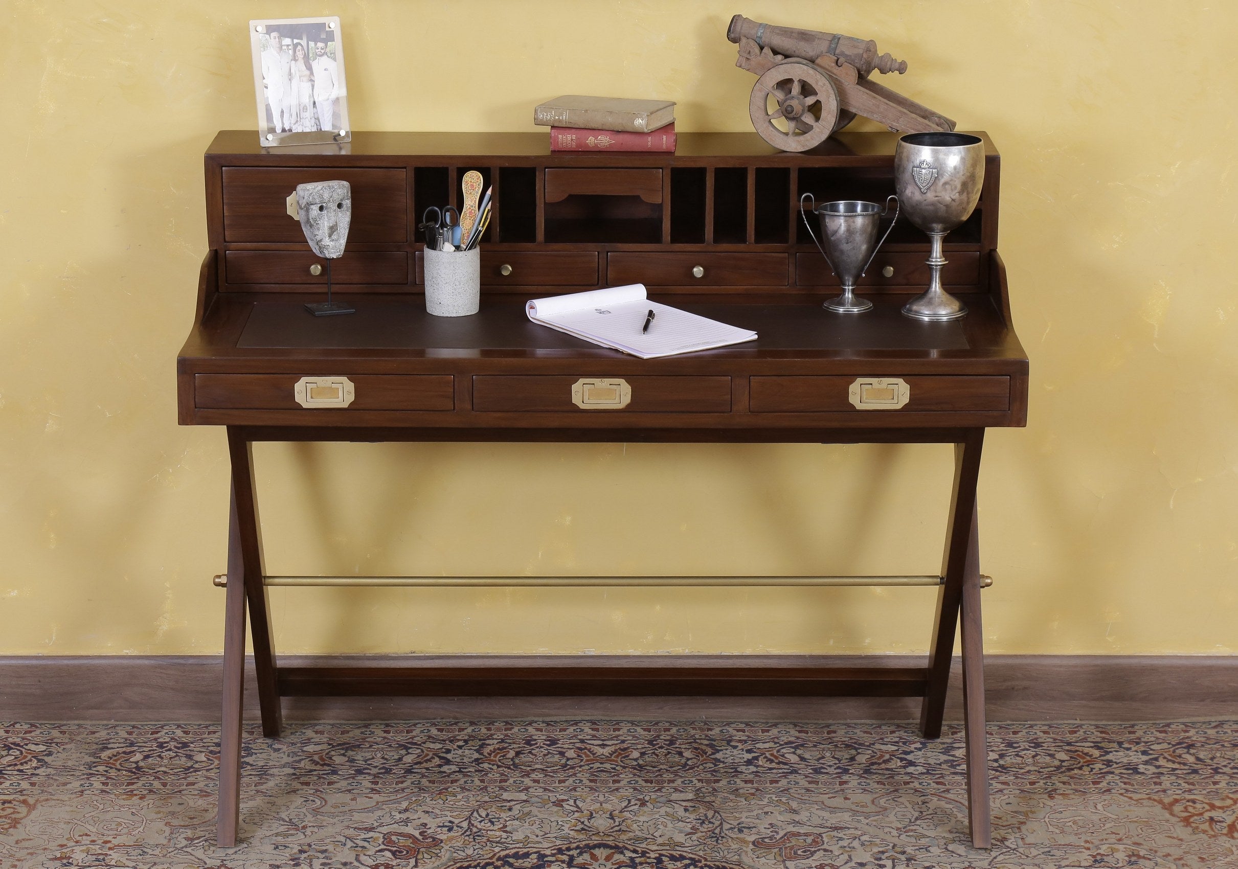 Fitche Campaign Desk