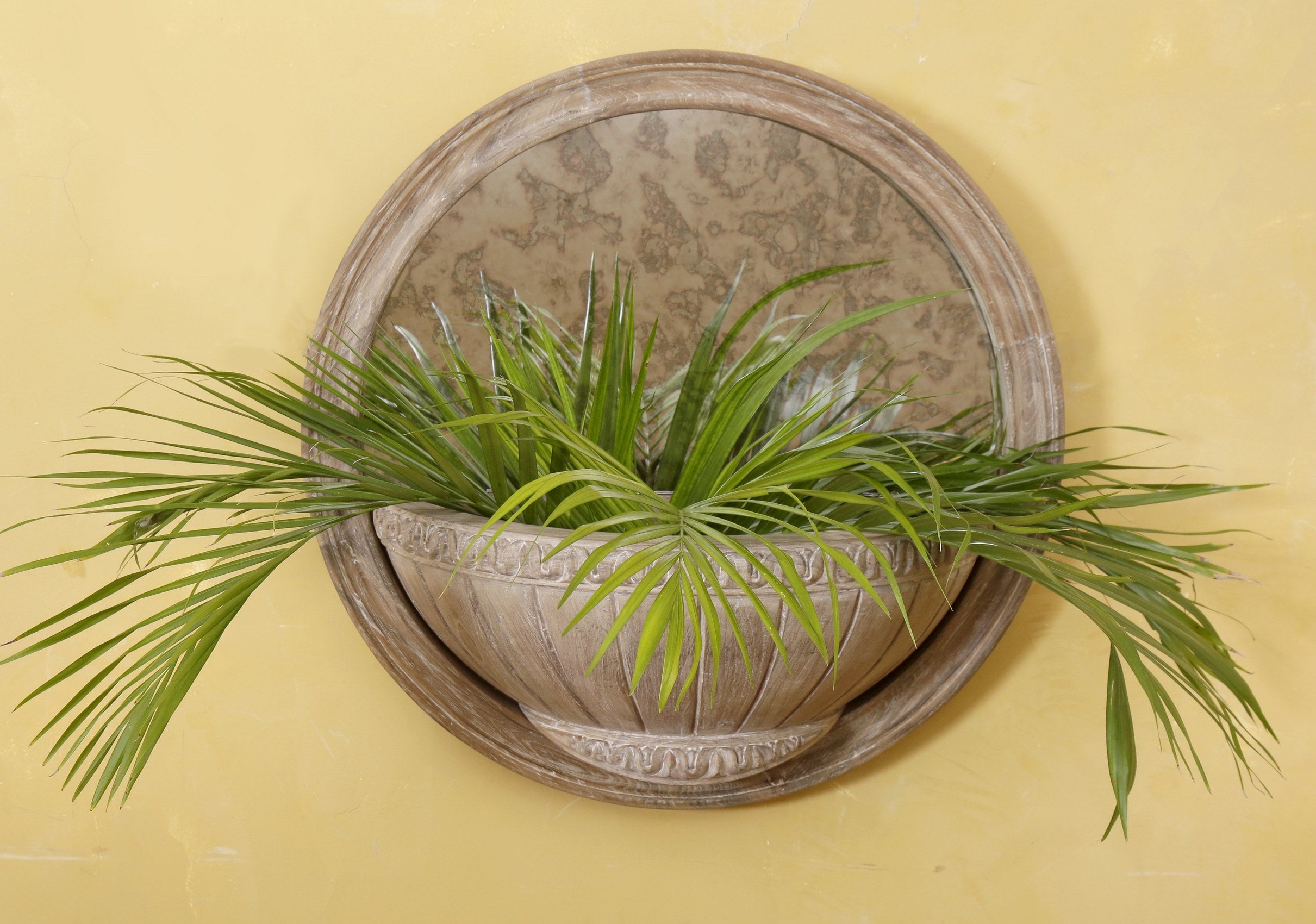 Voss Round Mirrored Planter