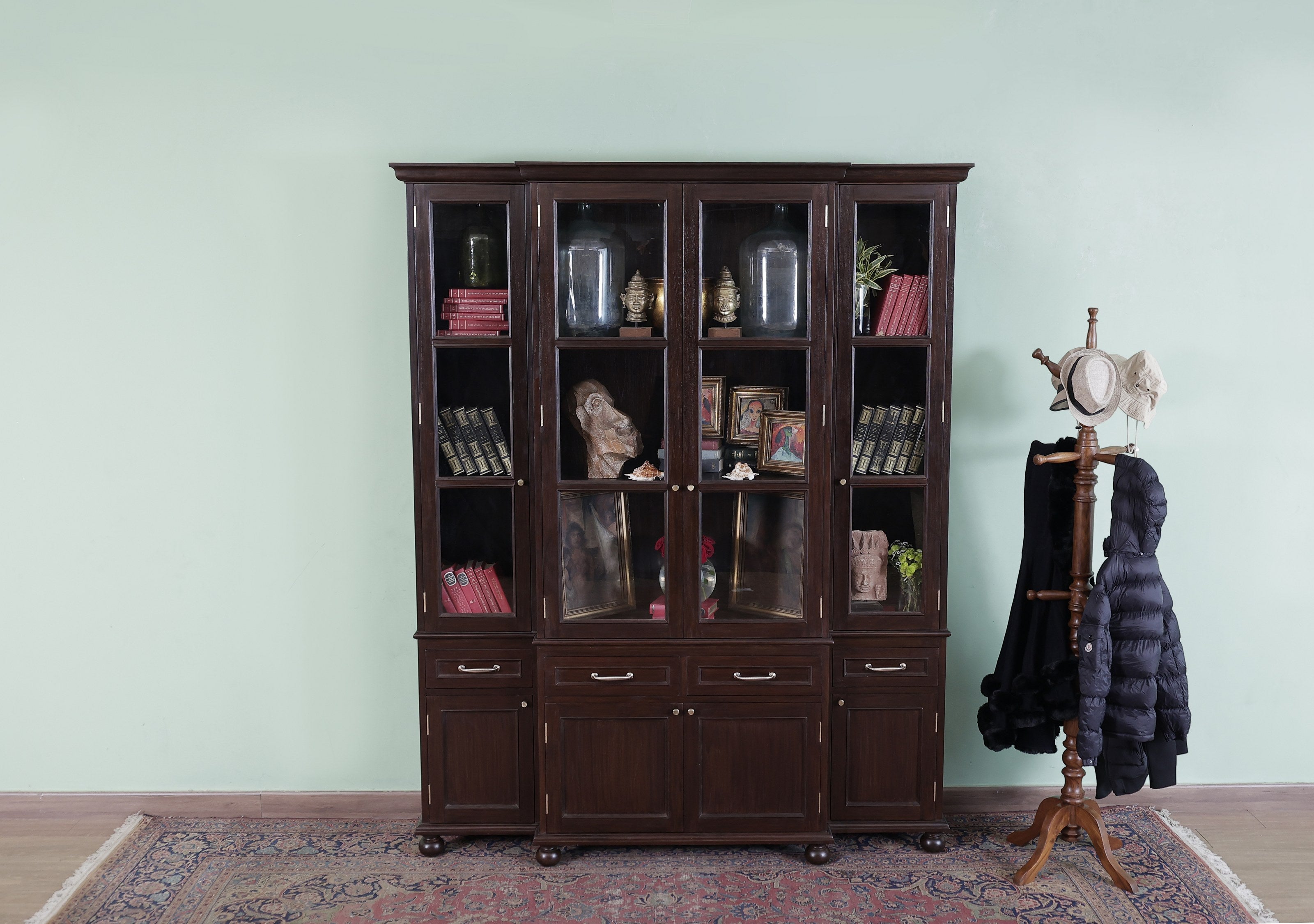 Westmead Cabinet