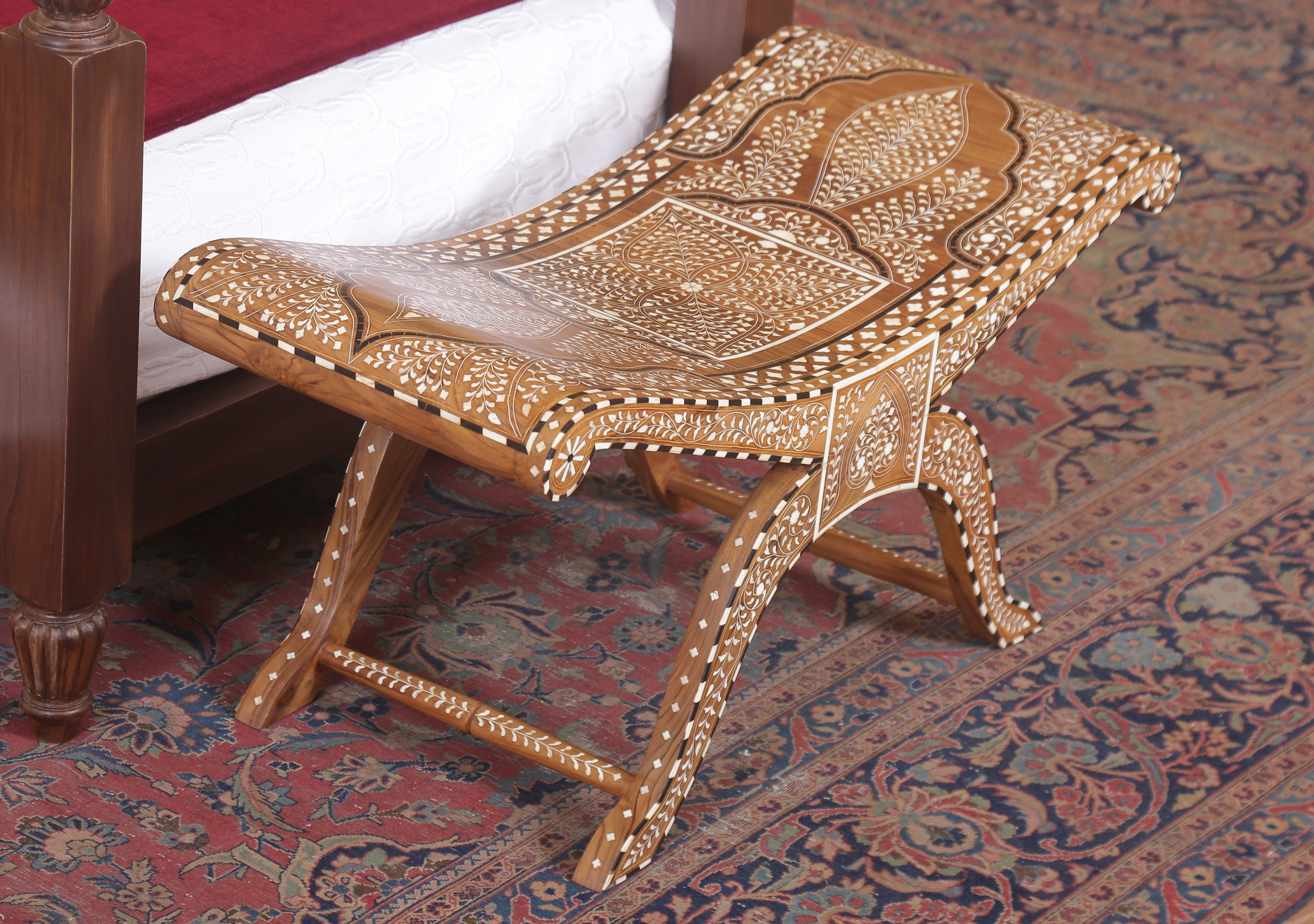 Zeroual Stool