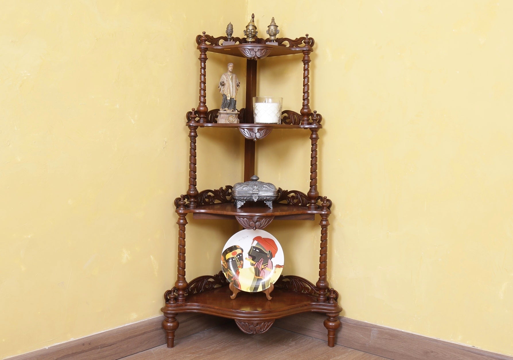 Rumbold Corner Unit