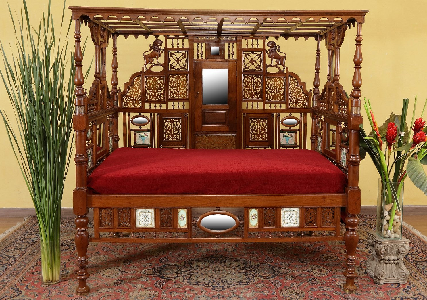 Victor Day Bed