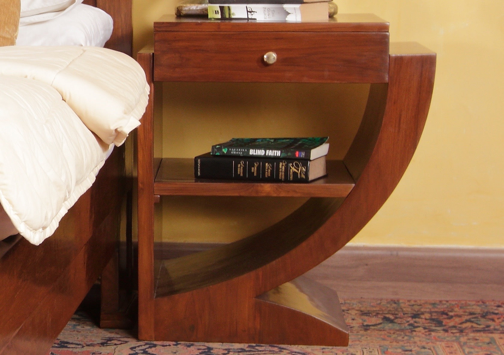 Taschereau Bedside Table