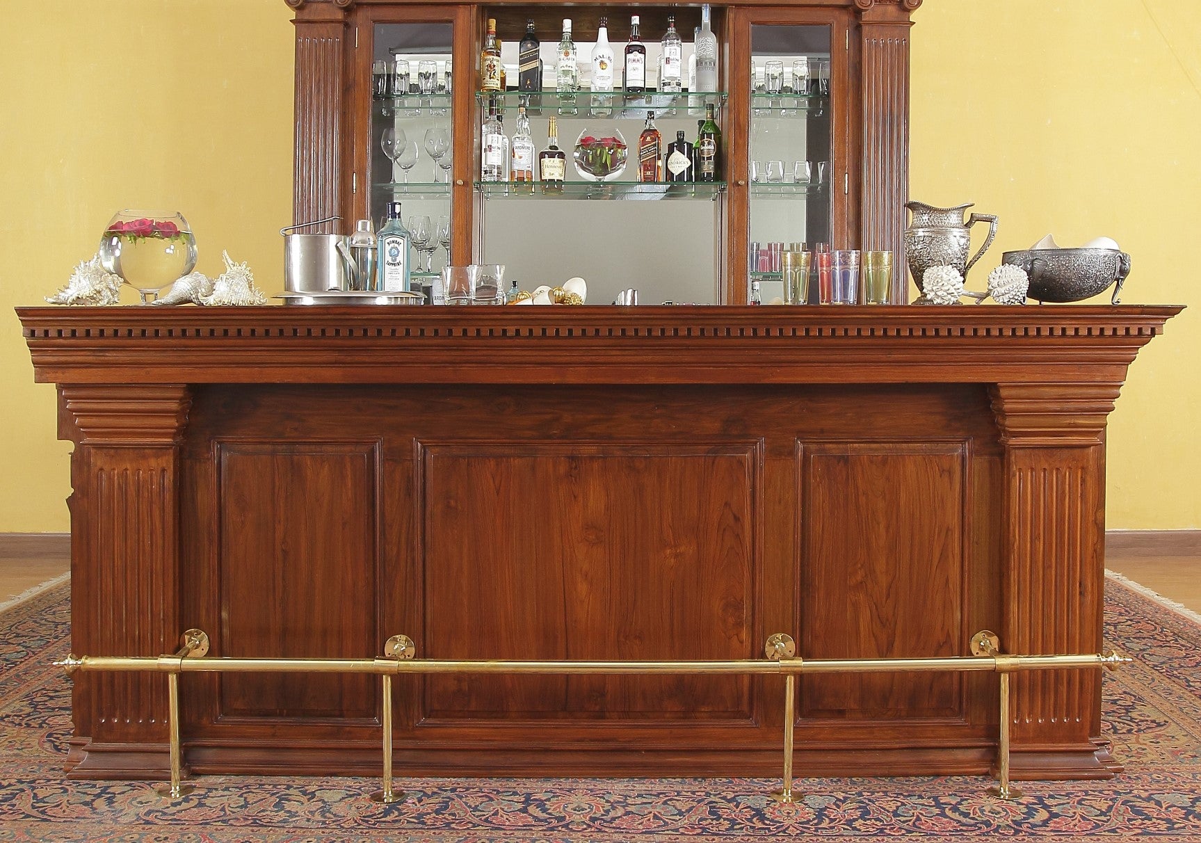 Torrington Bar Counter