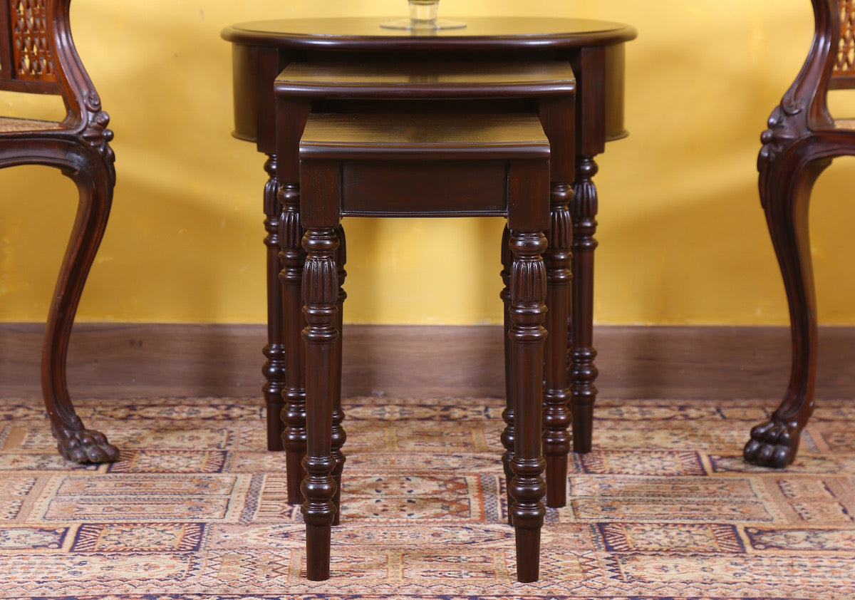 Janssens Nesting Table