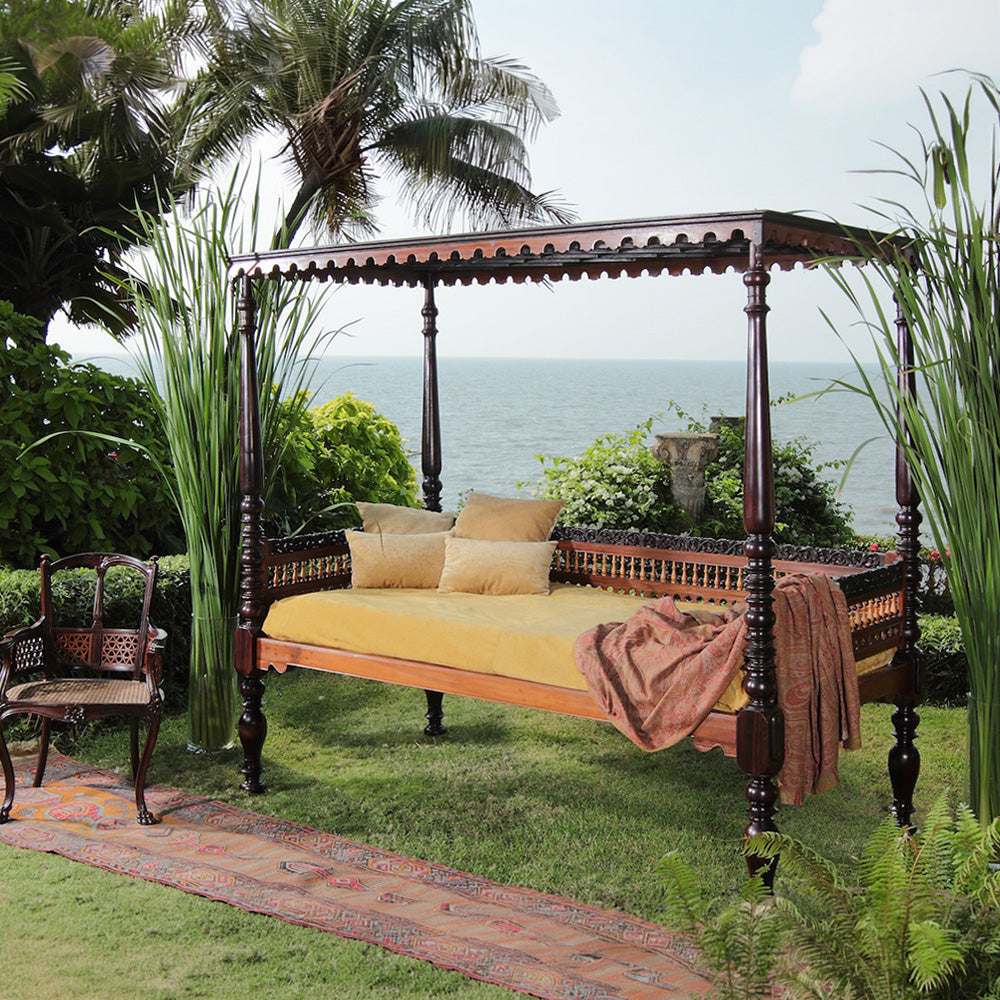 Napier Day Bed
