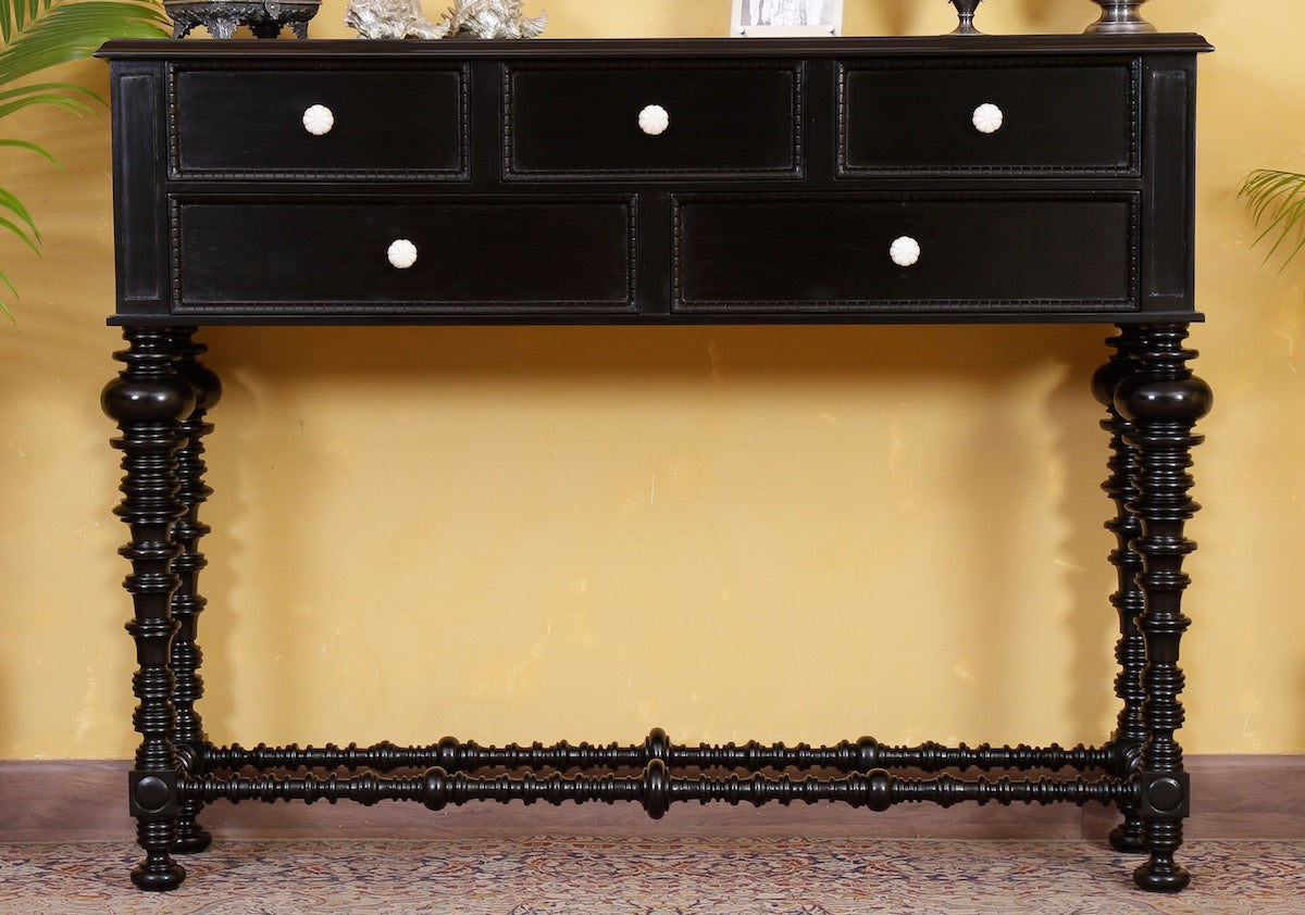 Matienzo Hallway Table