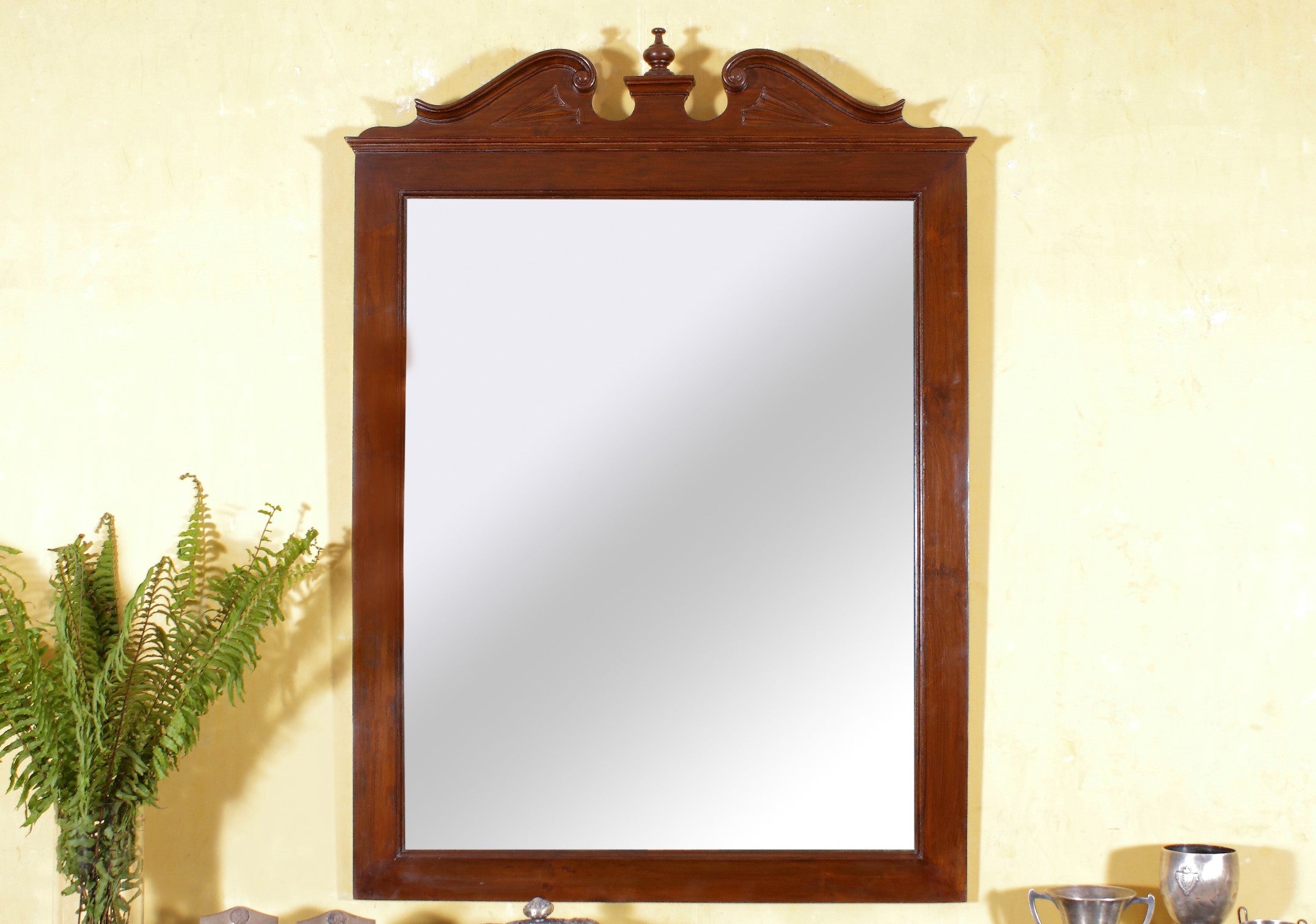 Moira Mirror