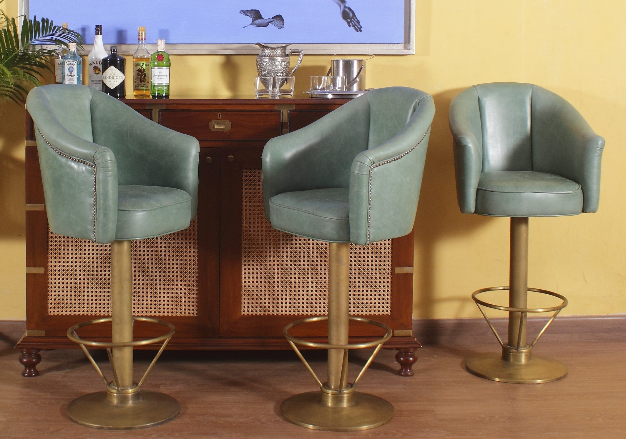 Henderson Barchair