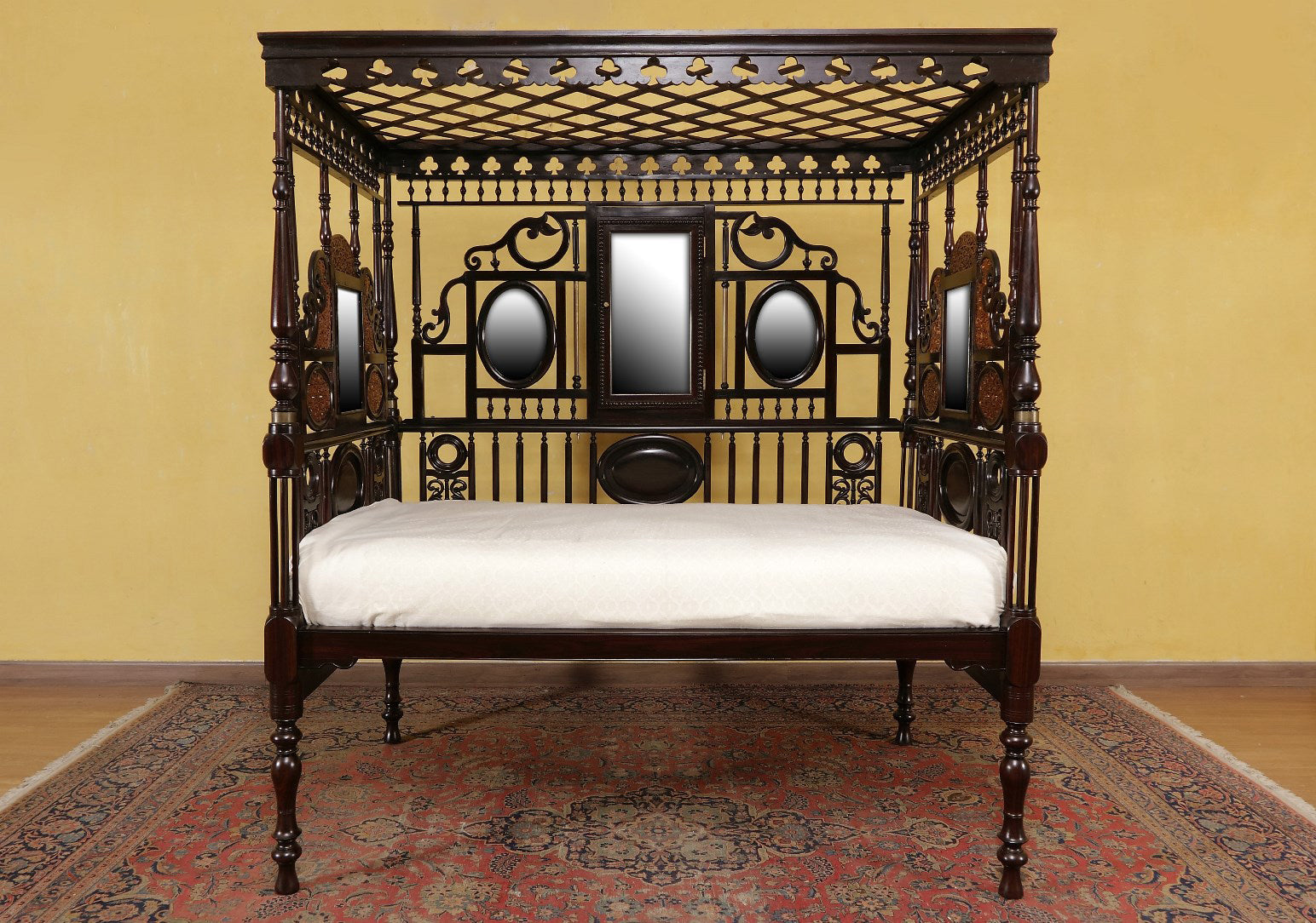 Dundas Day Bed